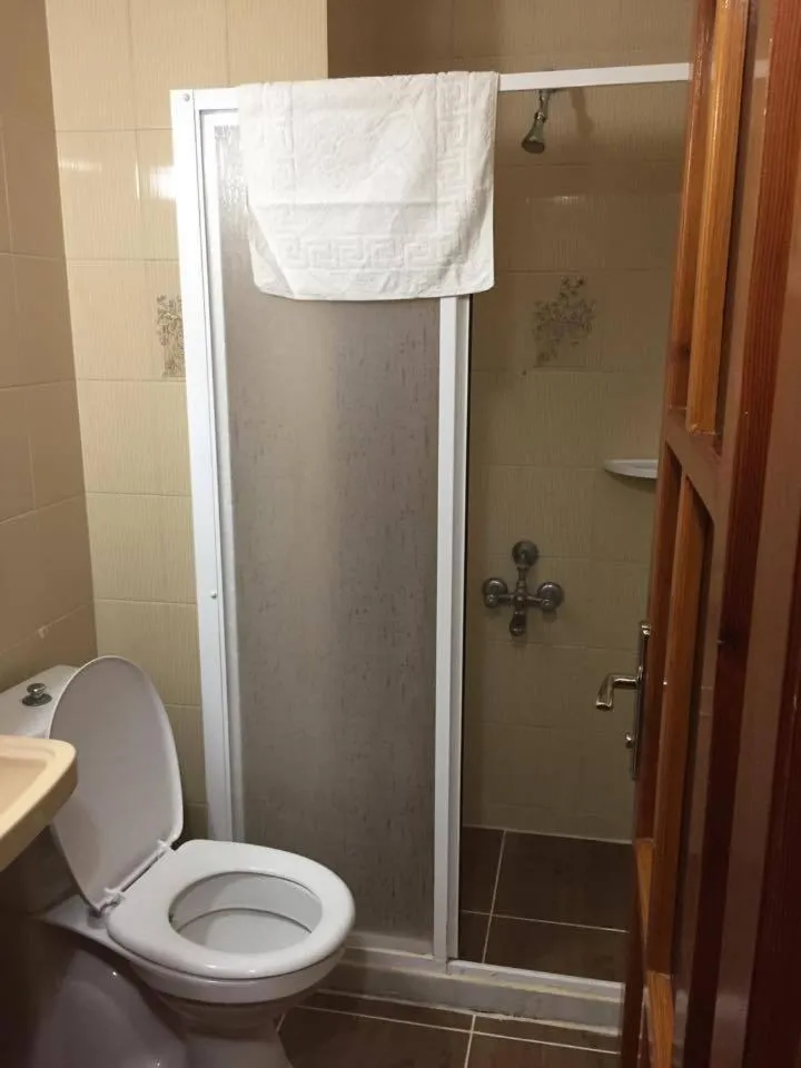 Shower, Bathroom in Koz Eren Otel Çeşme