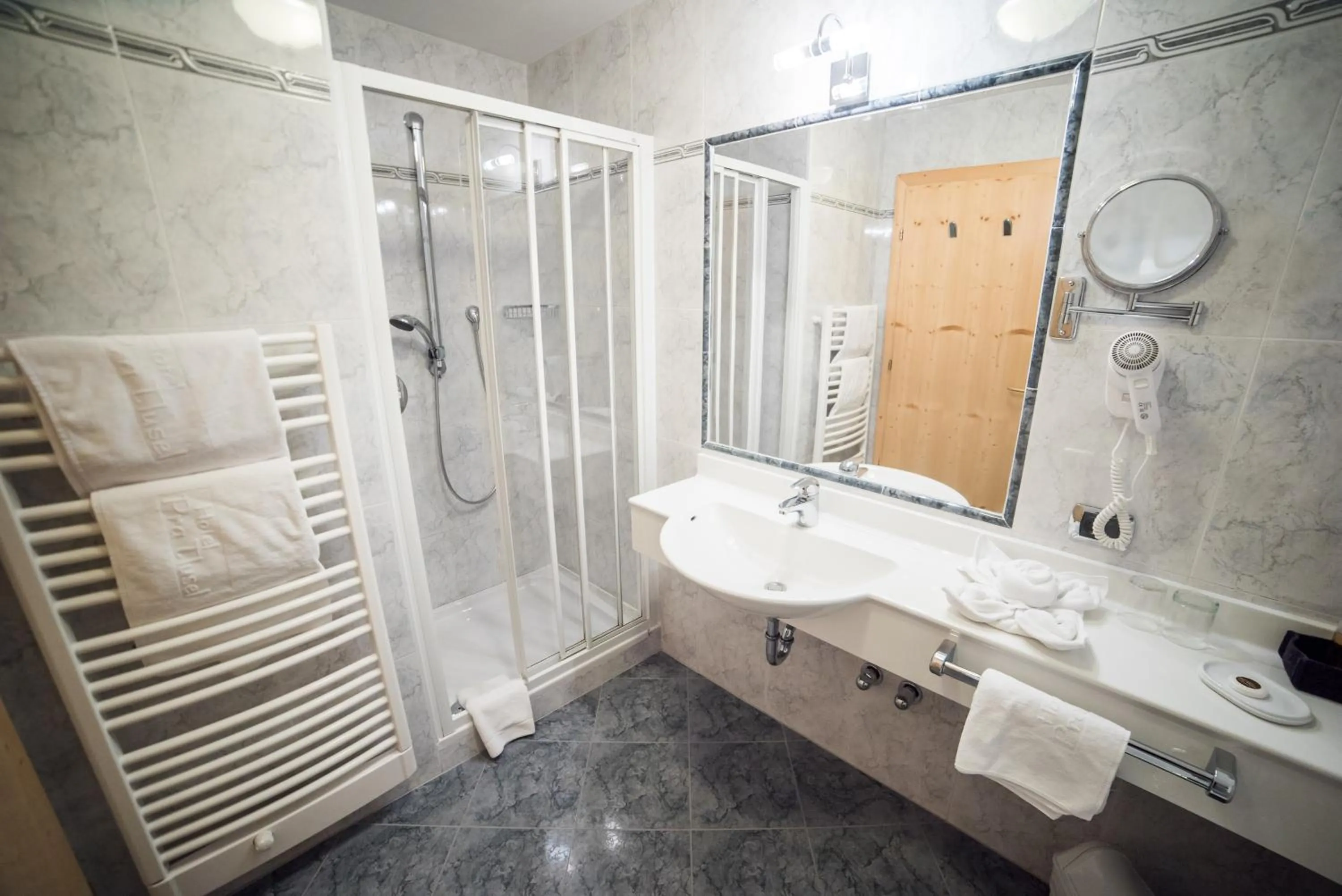 Bathroom in Hotel Pra Tlusel