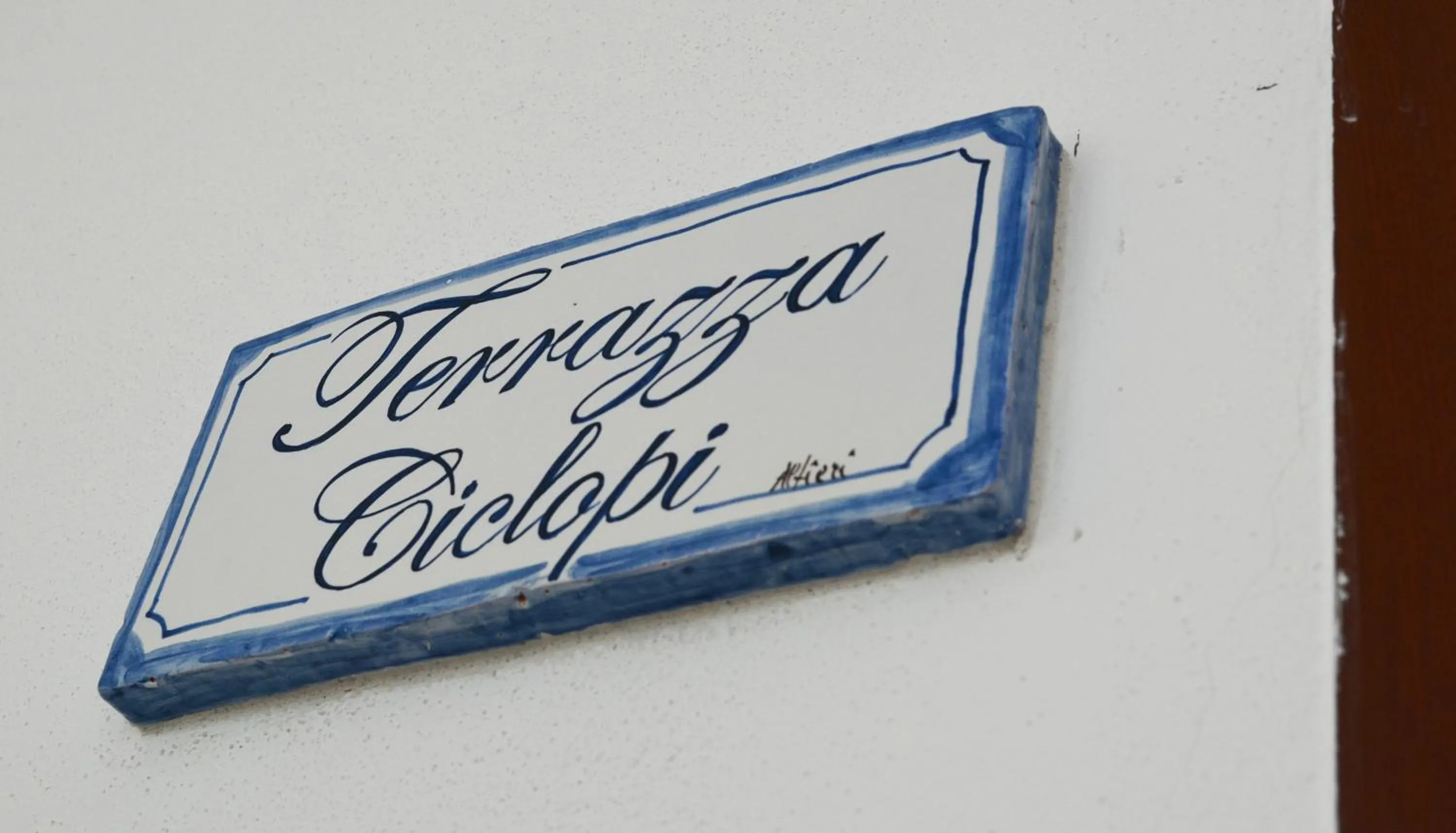 Decorative detail in Tra le Mura