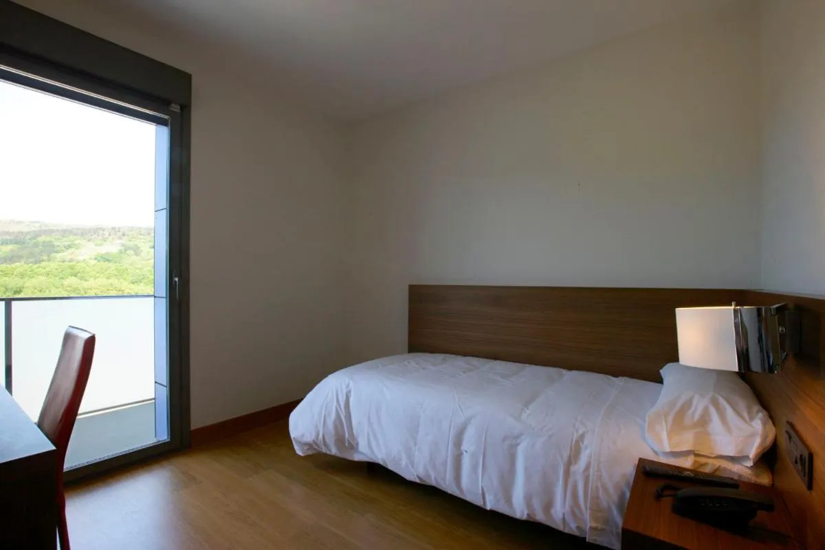 Bed in Aginaga Hotela