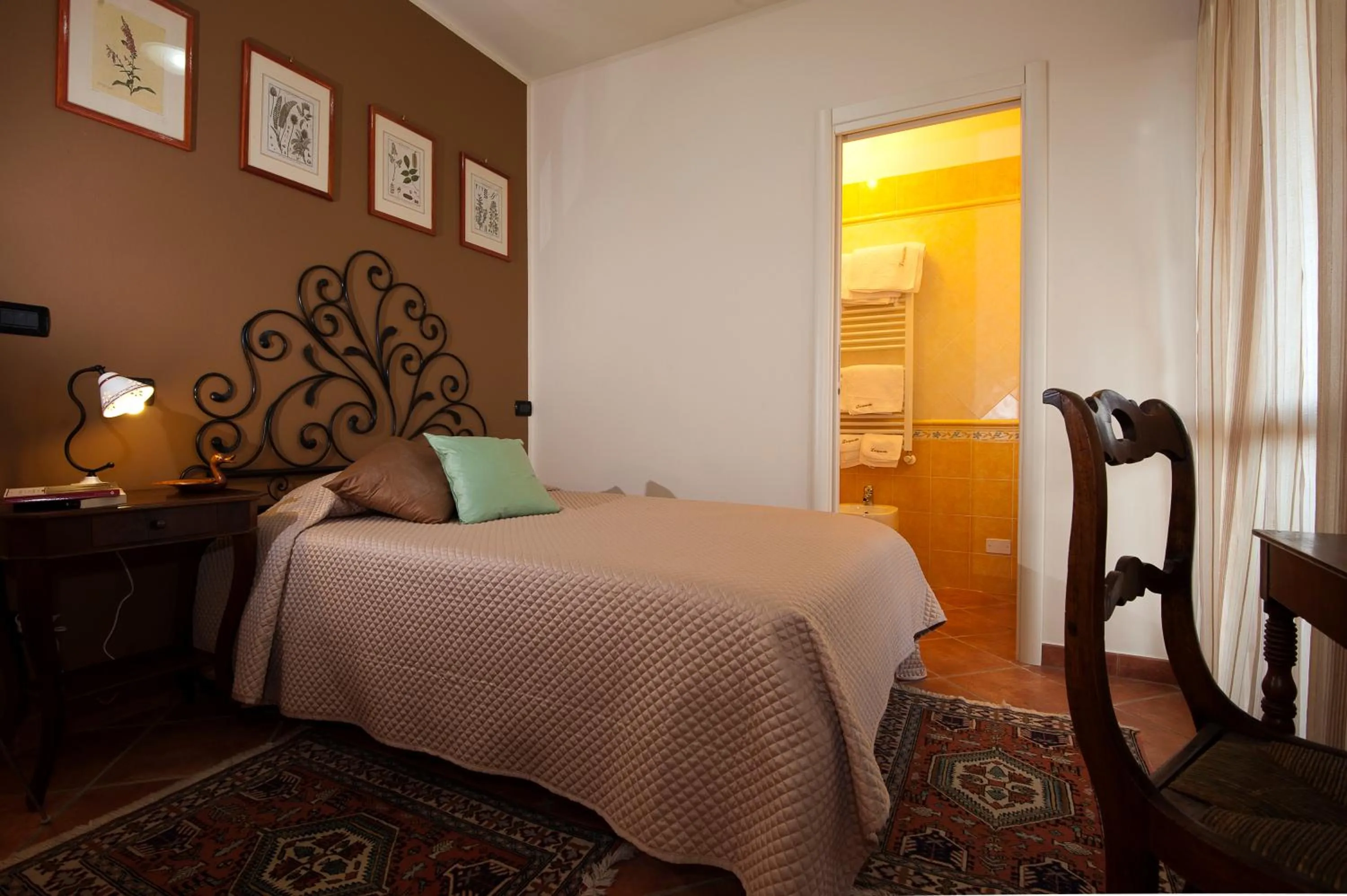 Bedroom, Bed in Agriturismo - B&B L'Acquacotta