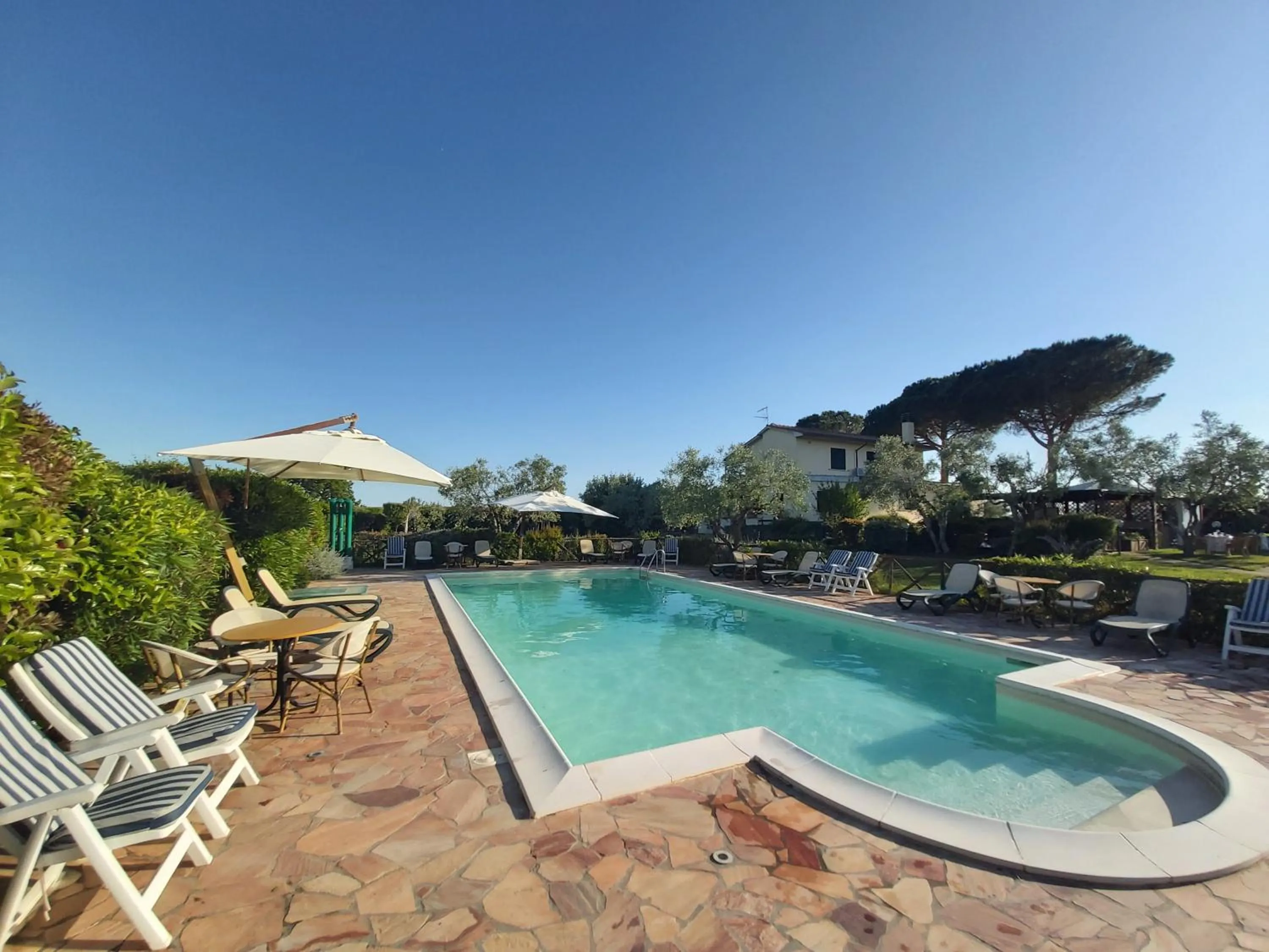 Swimming pool in Agriturismo - B&B L'Acquacotta