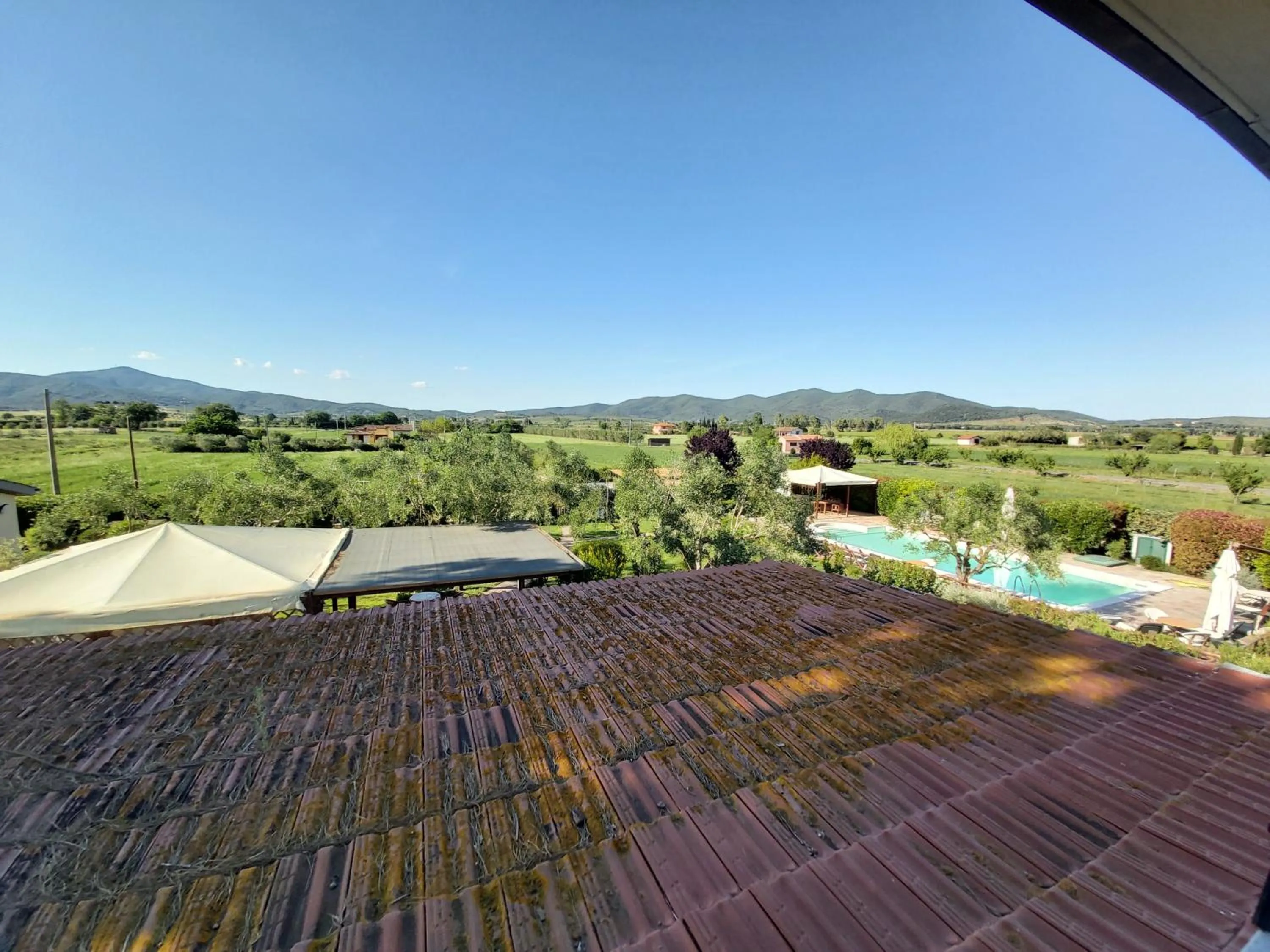 Pool view in Agriturismo - B&B L'Acquacotta