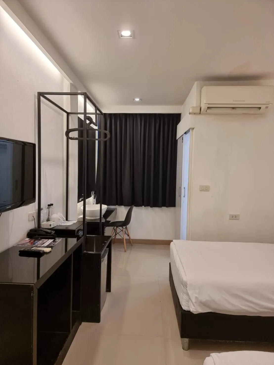 TV and multimedia, Bed in The Nimman Hotel - SHA Plus