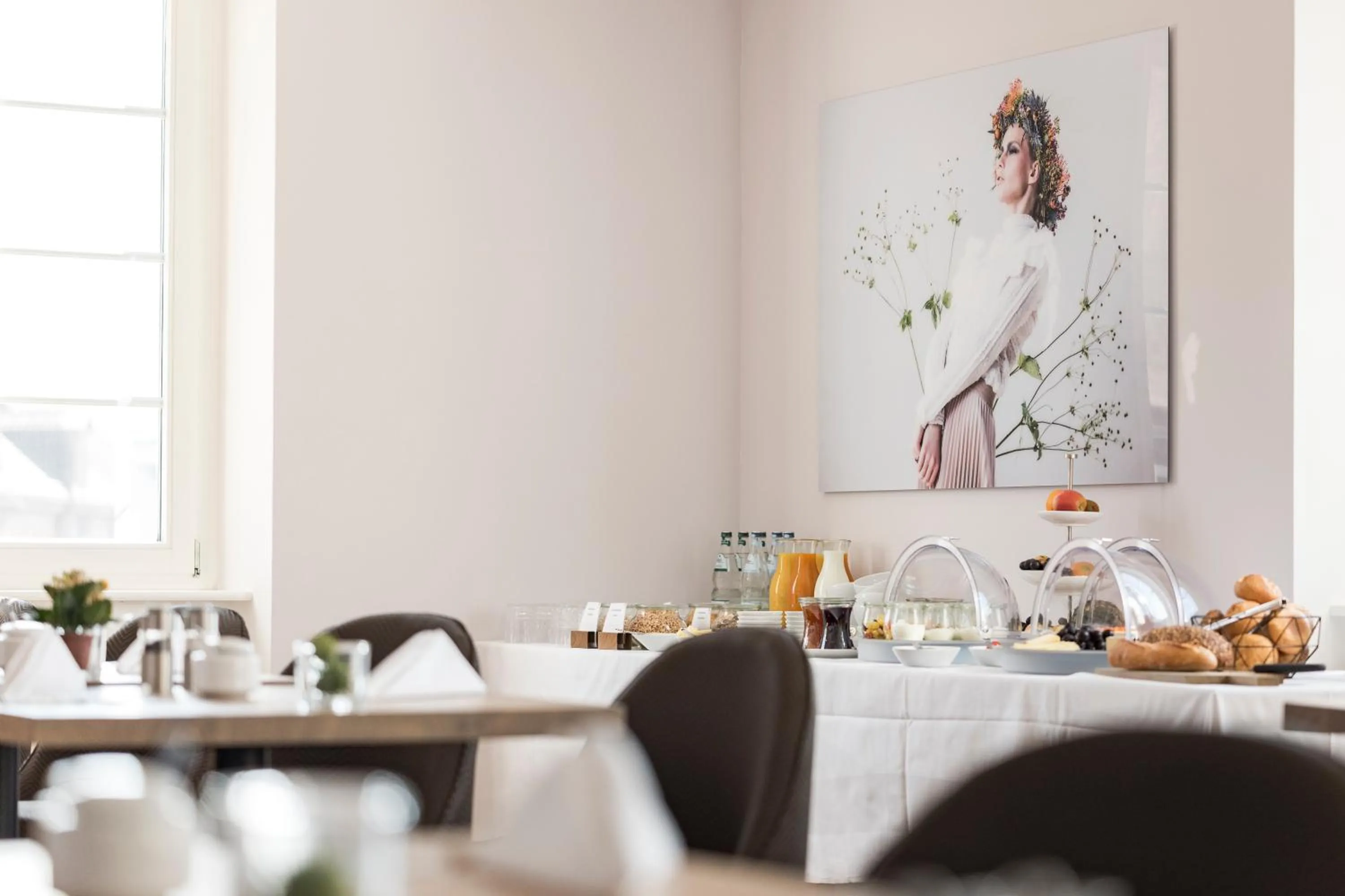 Breakfast in BASE II - Das Bed & Breakfast bei Basel (Lörrach)