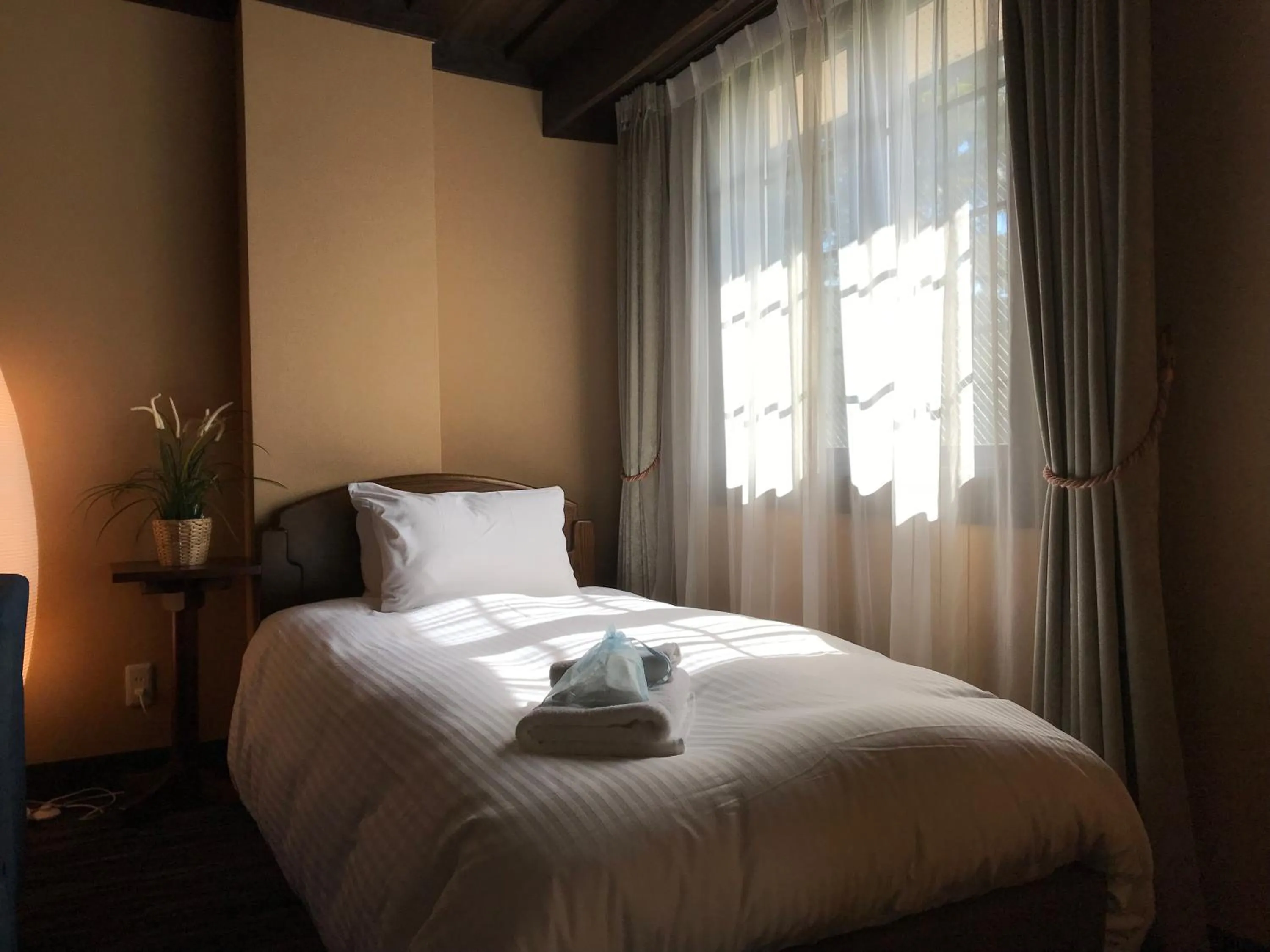 Bed in Shakespeare Hotel