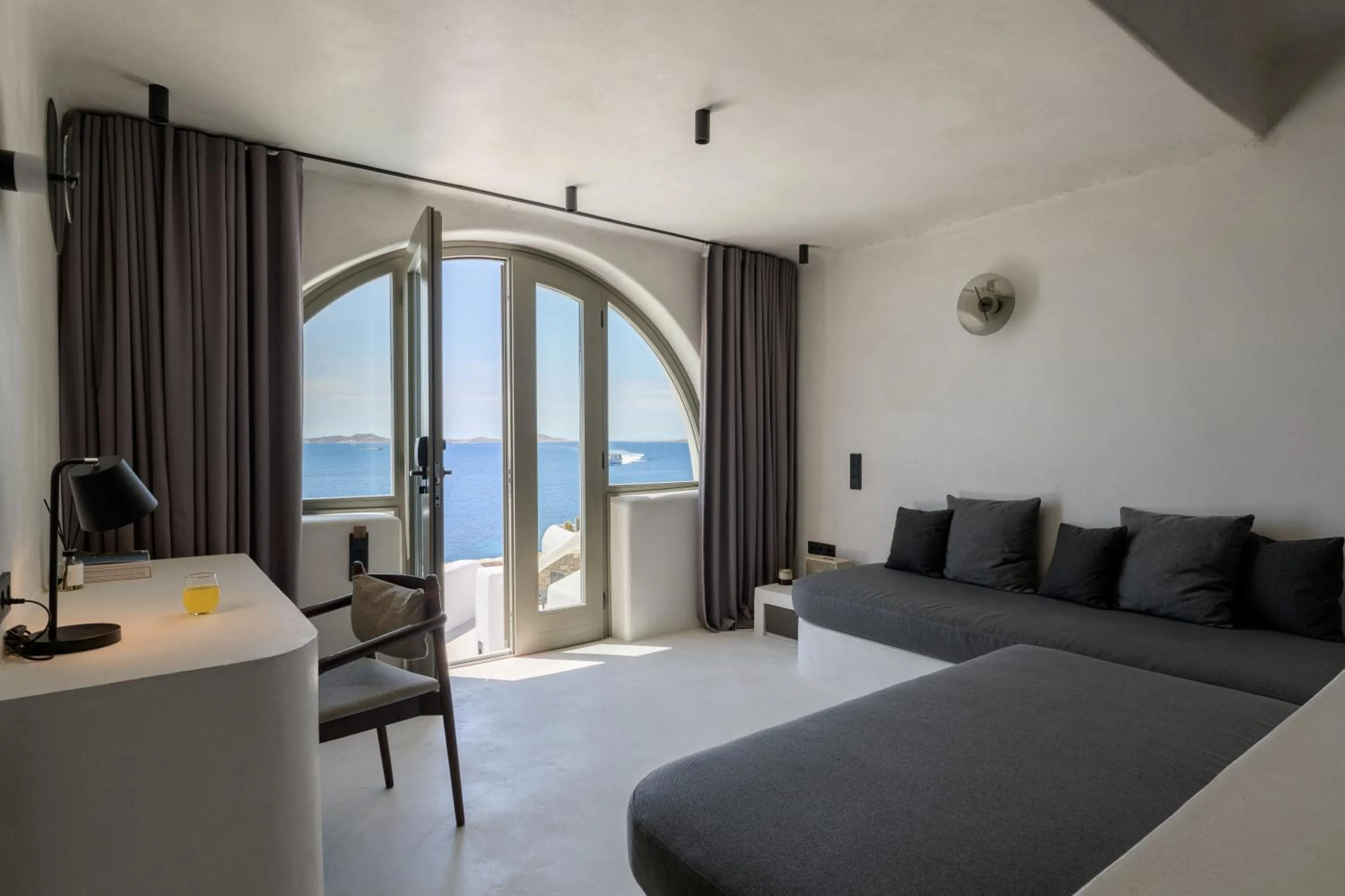 Bed in Rocabella Mykonos Hotel