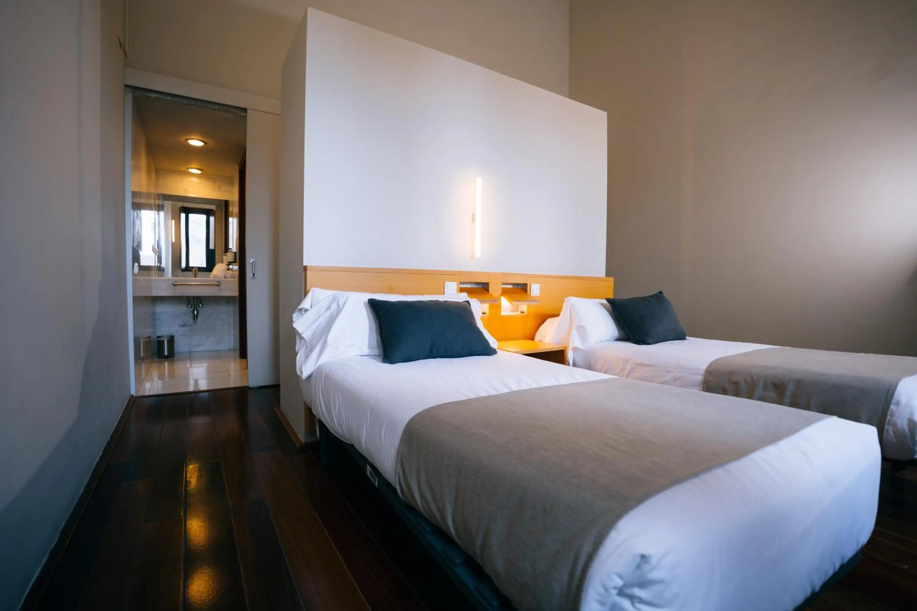 Bedroom, Bed in Hostatgeria de Poblet