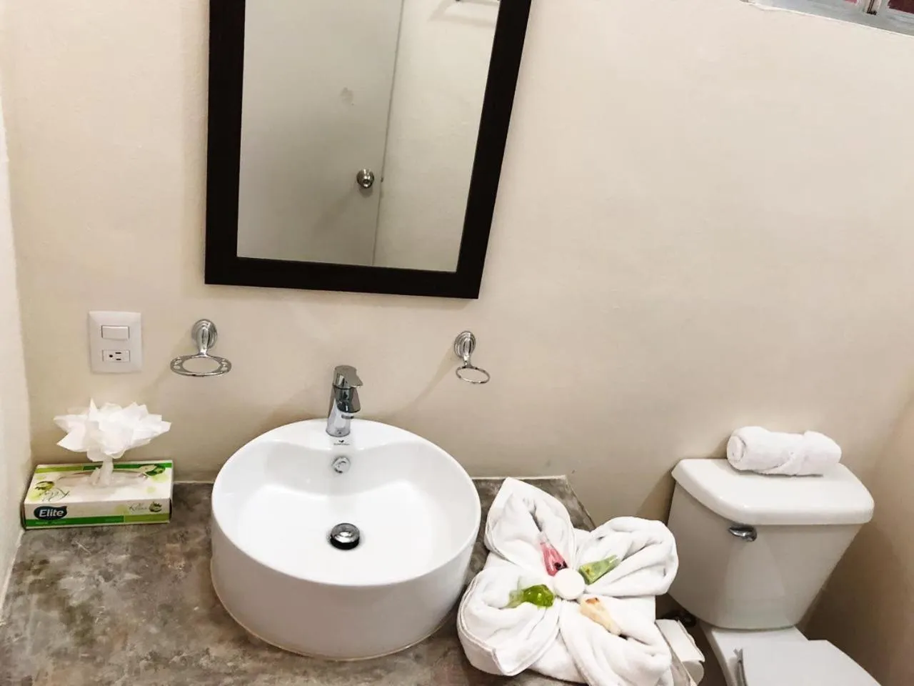 Bathroom in Tierra Maya Hotel Spa & Sanctuary