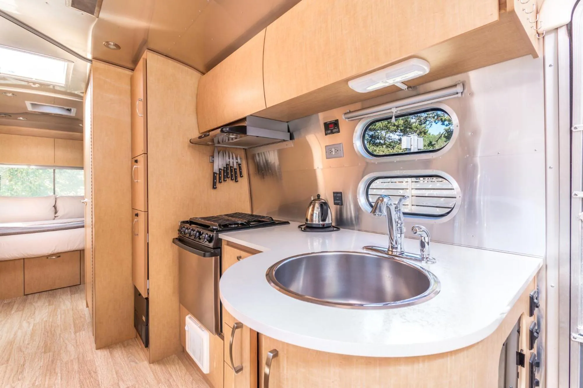 Kitchen or kitchenette in Hart’s Camp Airstream Hotel & RV Park