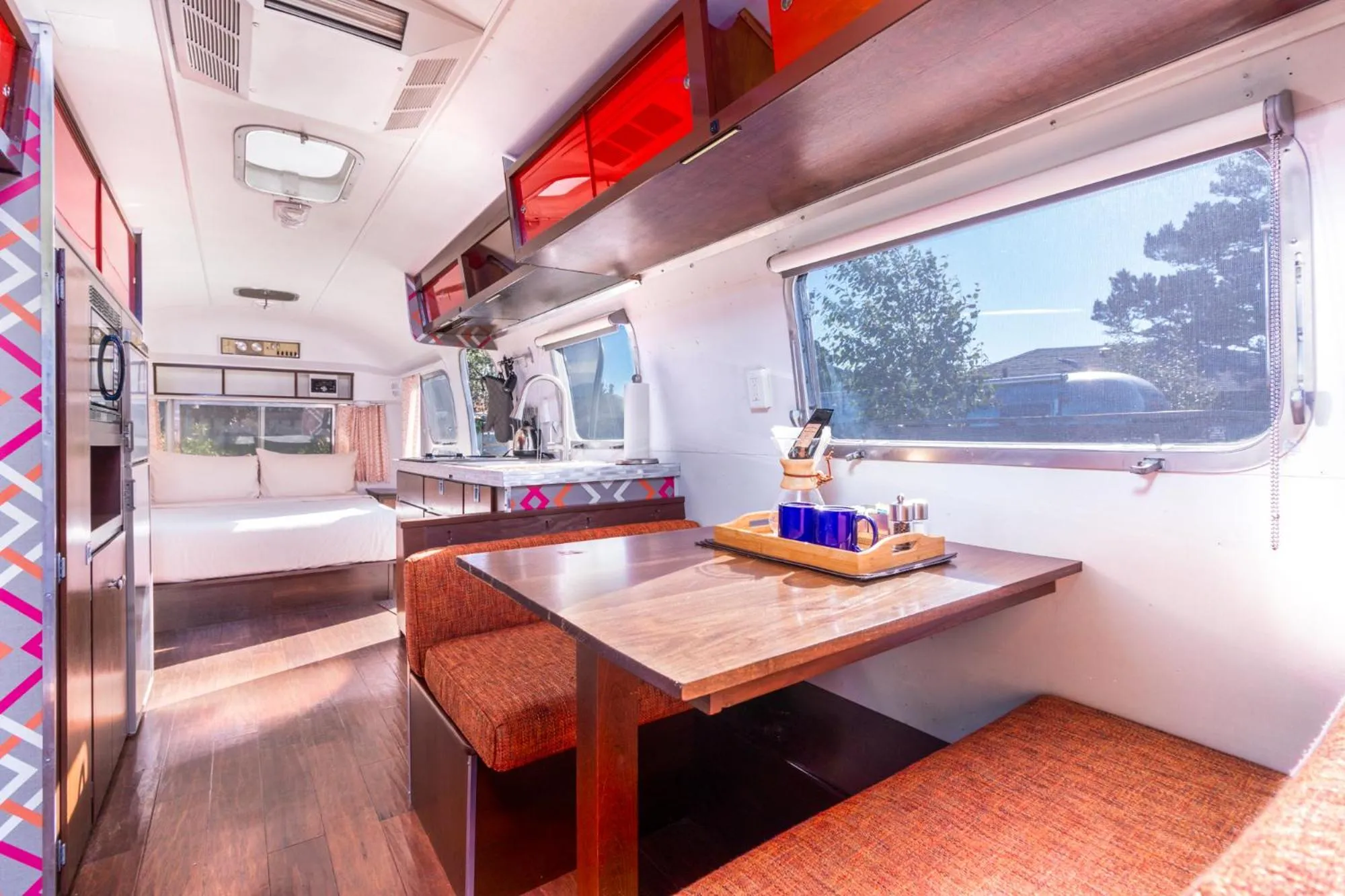 Kitchen or kitchenette in Hart’s Camp Airstream Hotel & RV Park