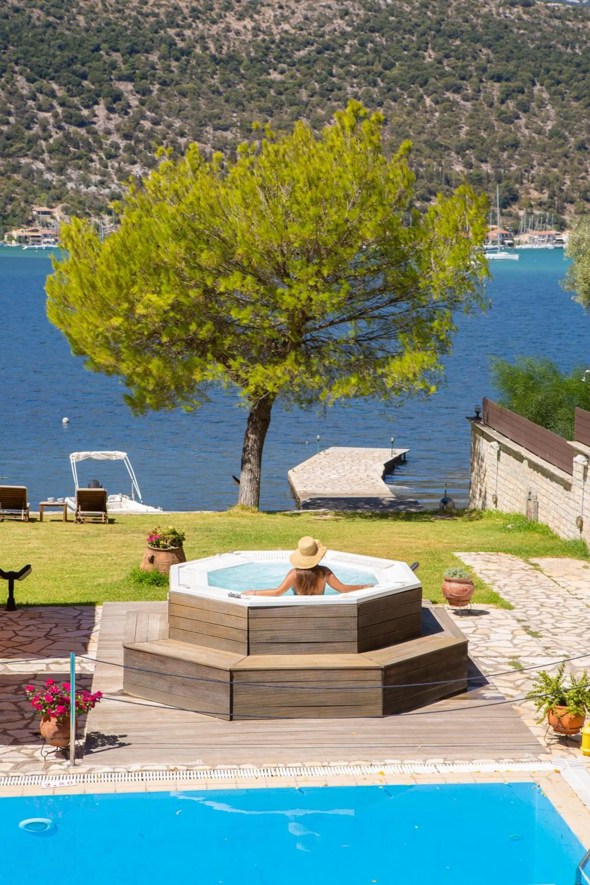 Garden in Cleopatra Beach