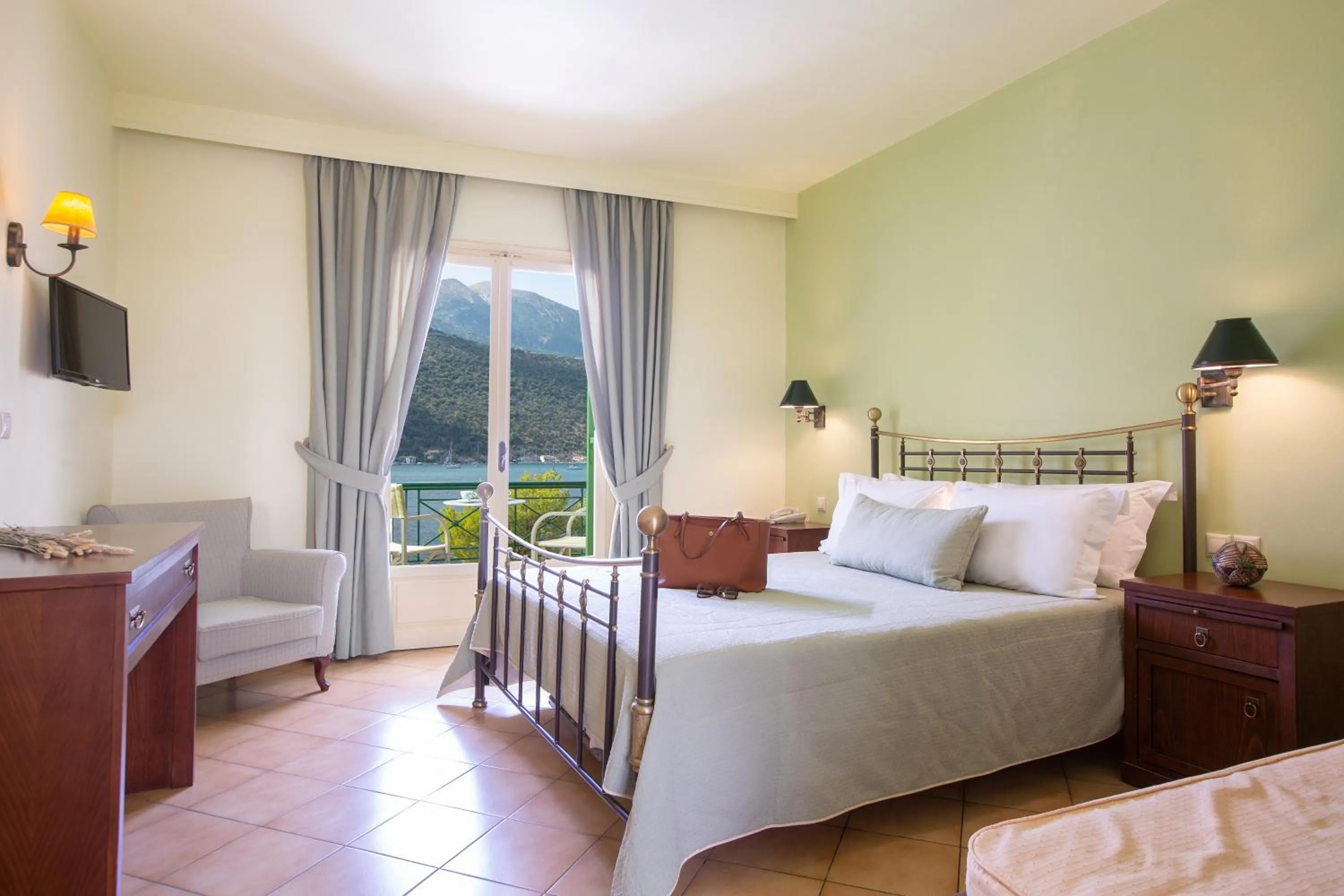 Bed in Cleopatra Beach