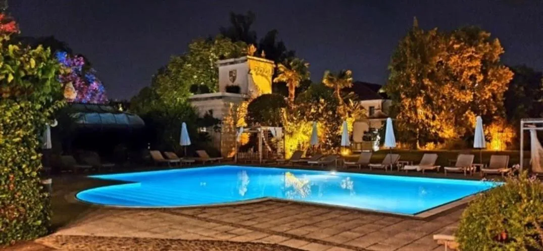 Pool view in Villa Foscarini Cornaro