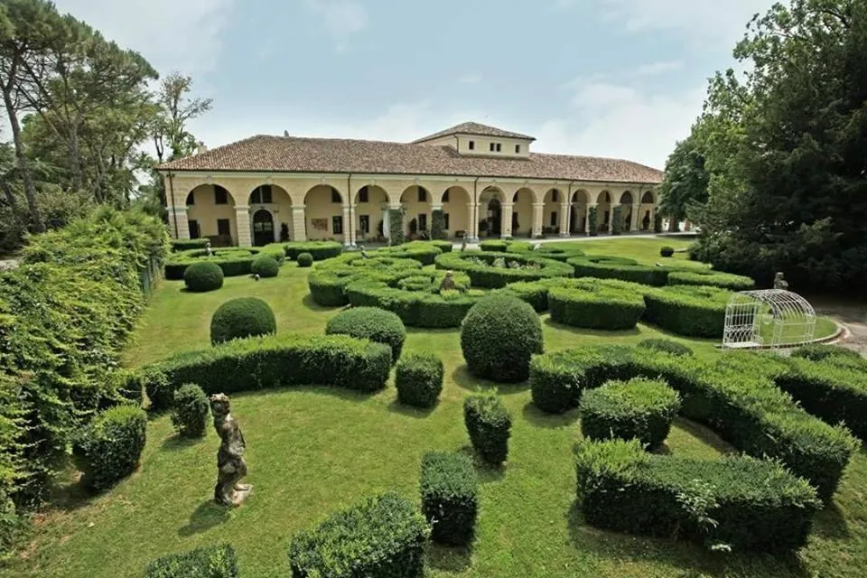 Garden in Villa Foscarini Cornaro