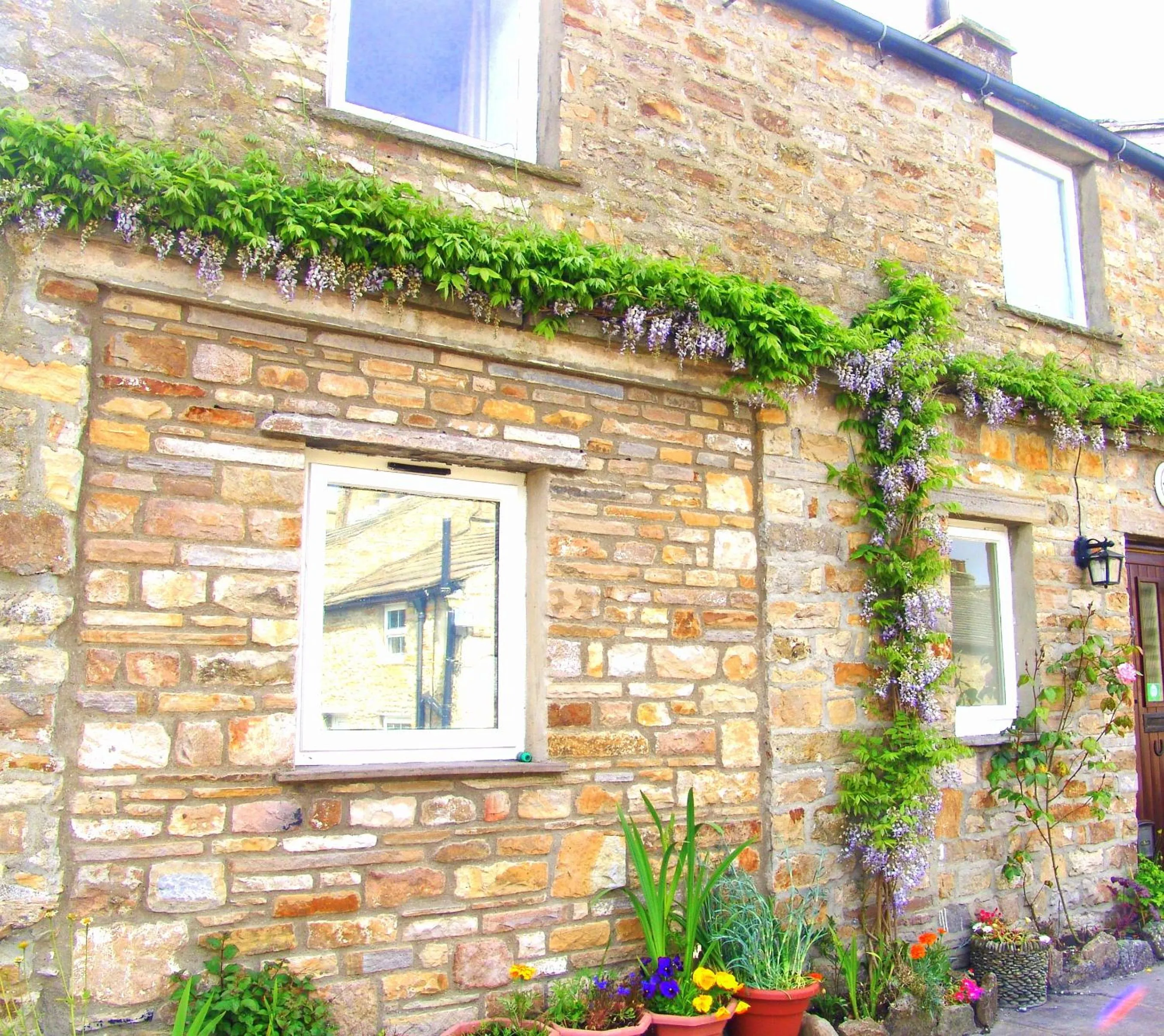 Property building in Hazels Roost B&B