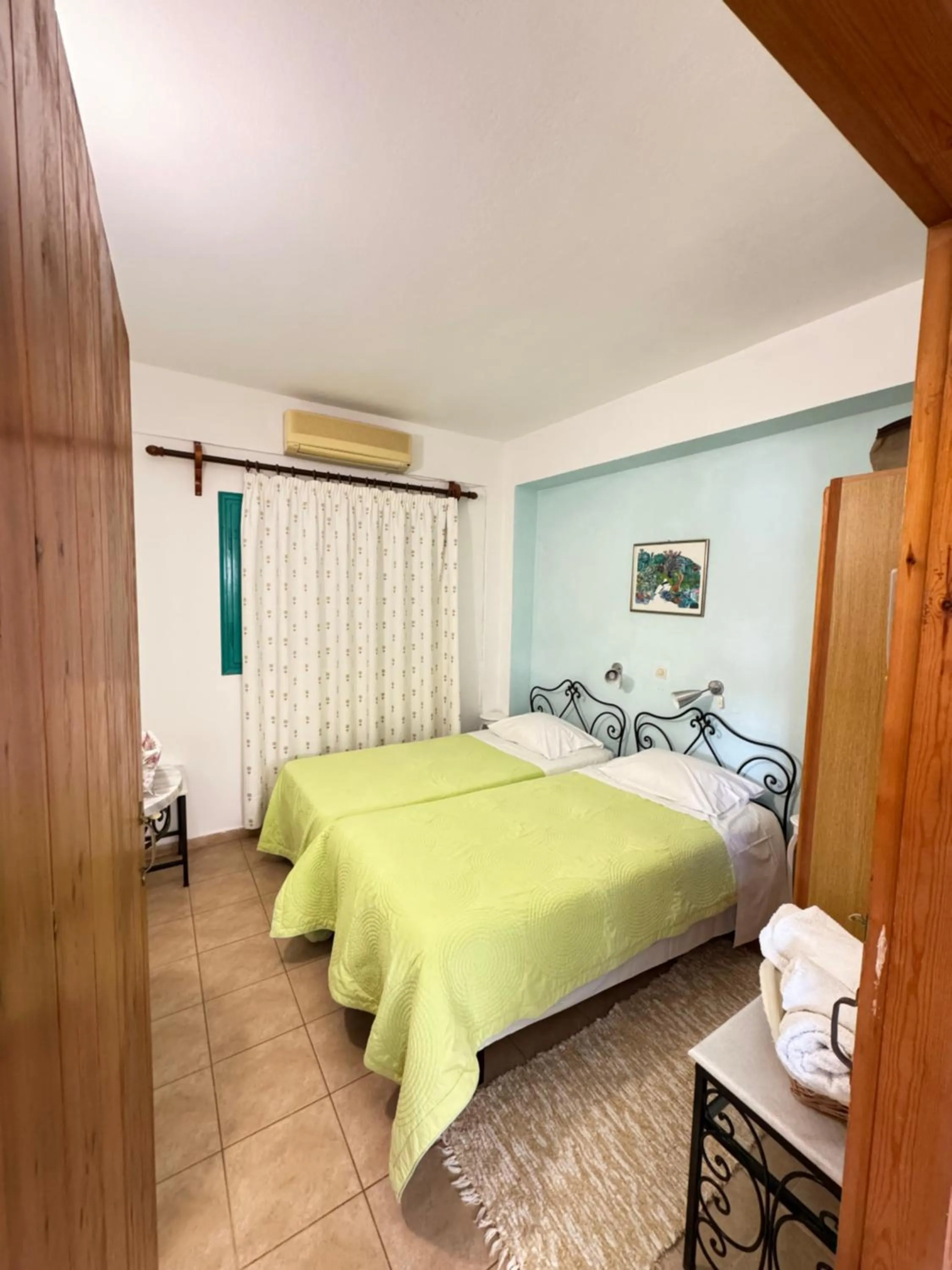 Photo of the whole room, Bed in Patras Apartments