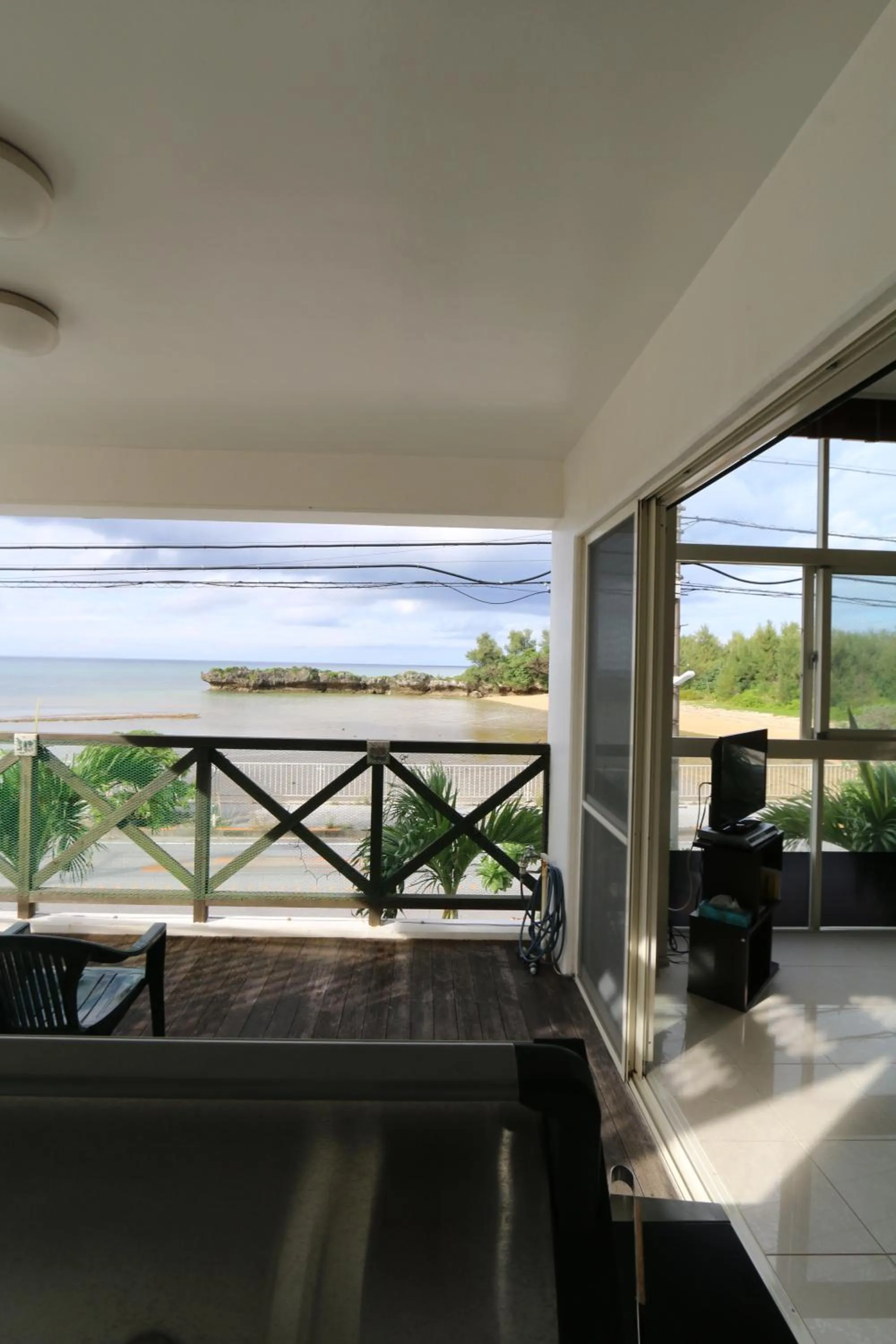 T&T MOF-Maeda Ocean Front House-