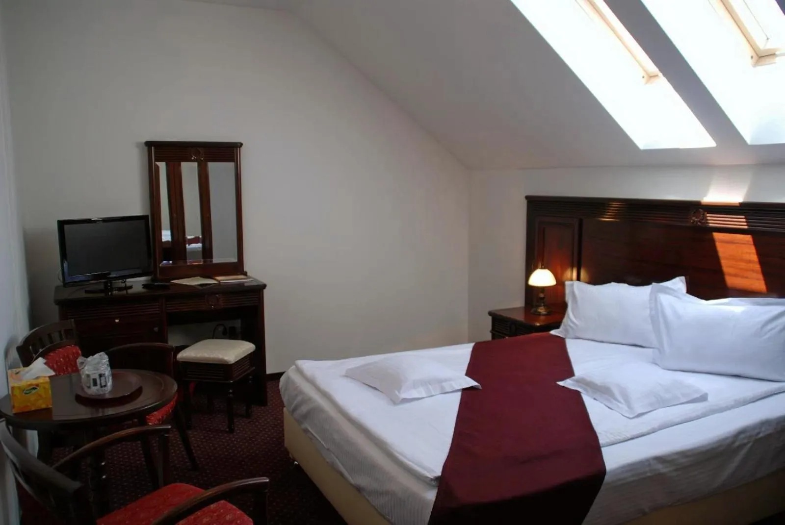 Bed in Hanul Domnesc