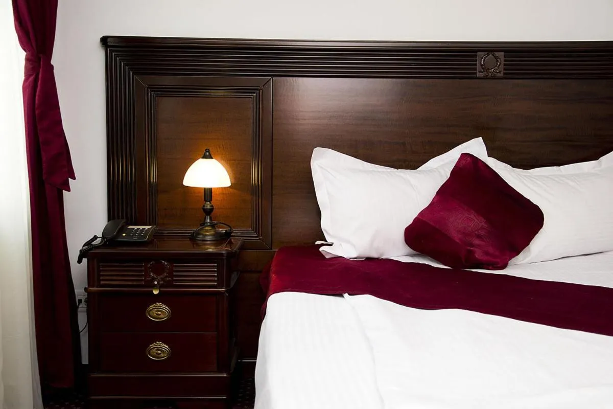 Decorative detail in Hanul Domnesc