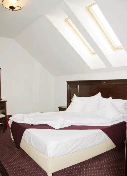 Day in Hanul Domnesc