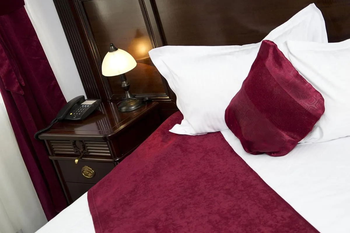 Decorative detail in Hanul Domnesc