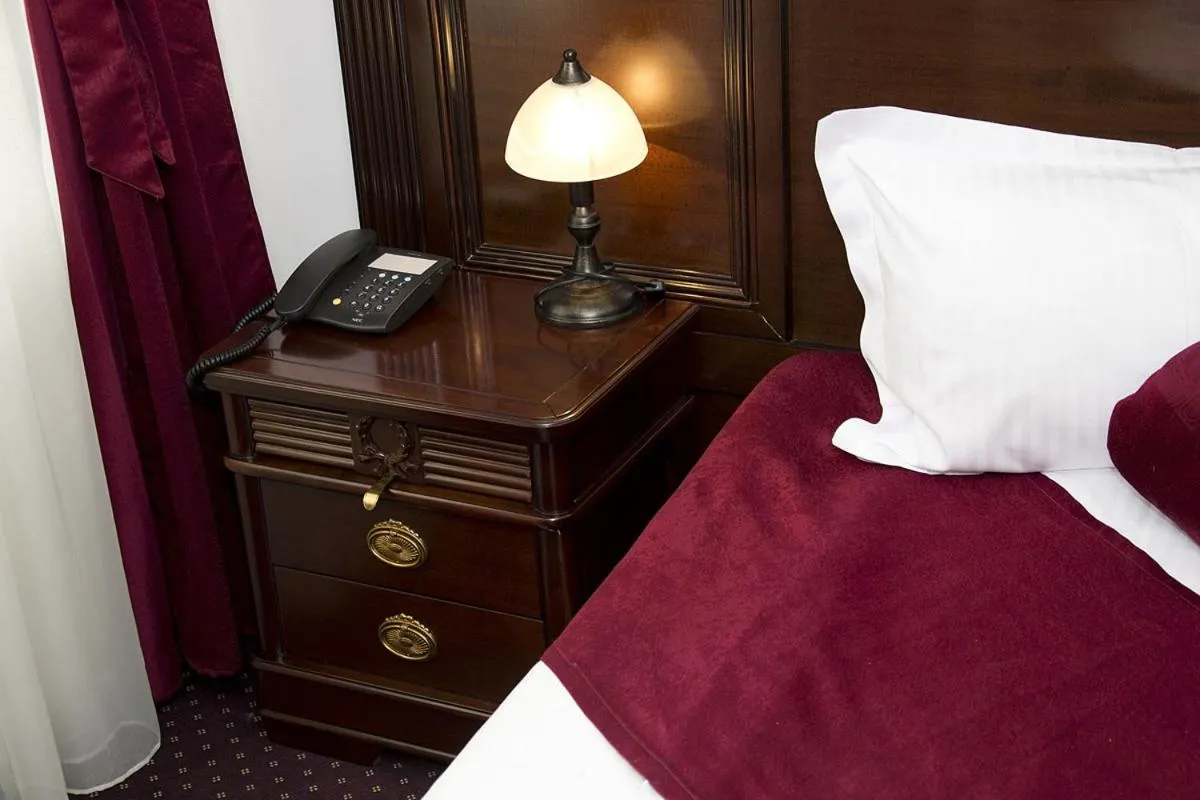 Decorative detail in Hanul Domnesc