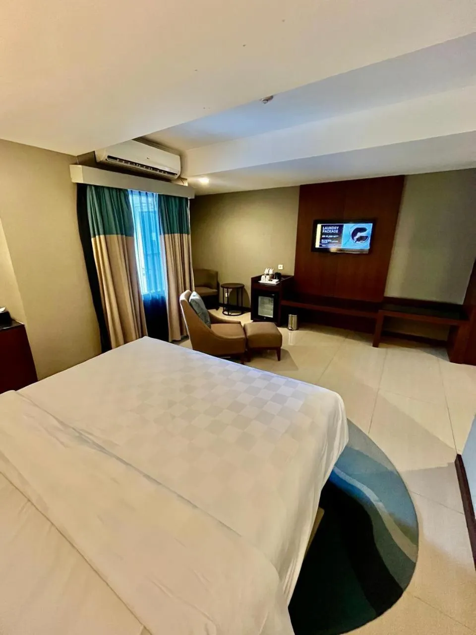 Bedroom, Bed in Swiss-Belresidences Rasuna Epicentrum
