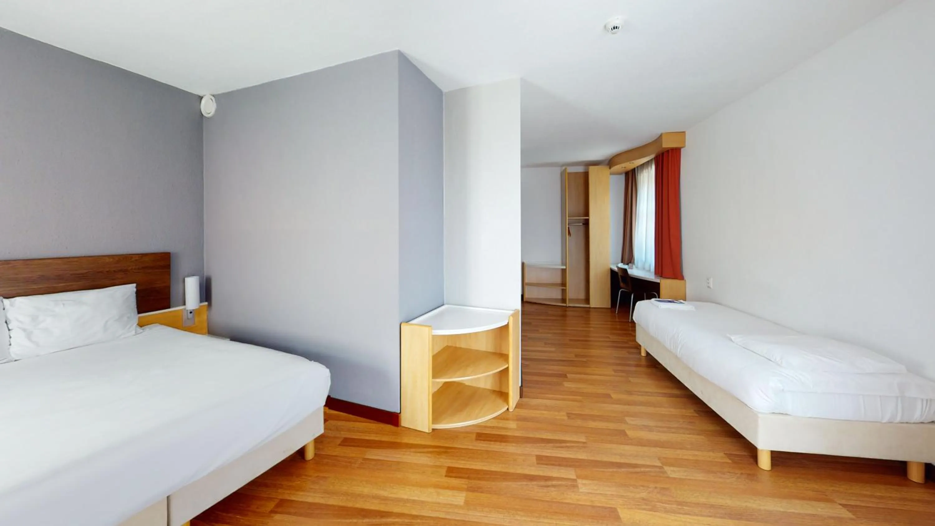 Triple Room with One Double Bed and One Single Bed - single occupancy in Ibis Bratislava Centrum