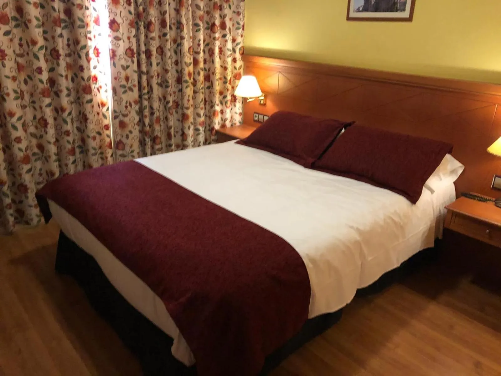 Photo of the whole room, Bed in Hotel Camino Real