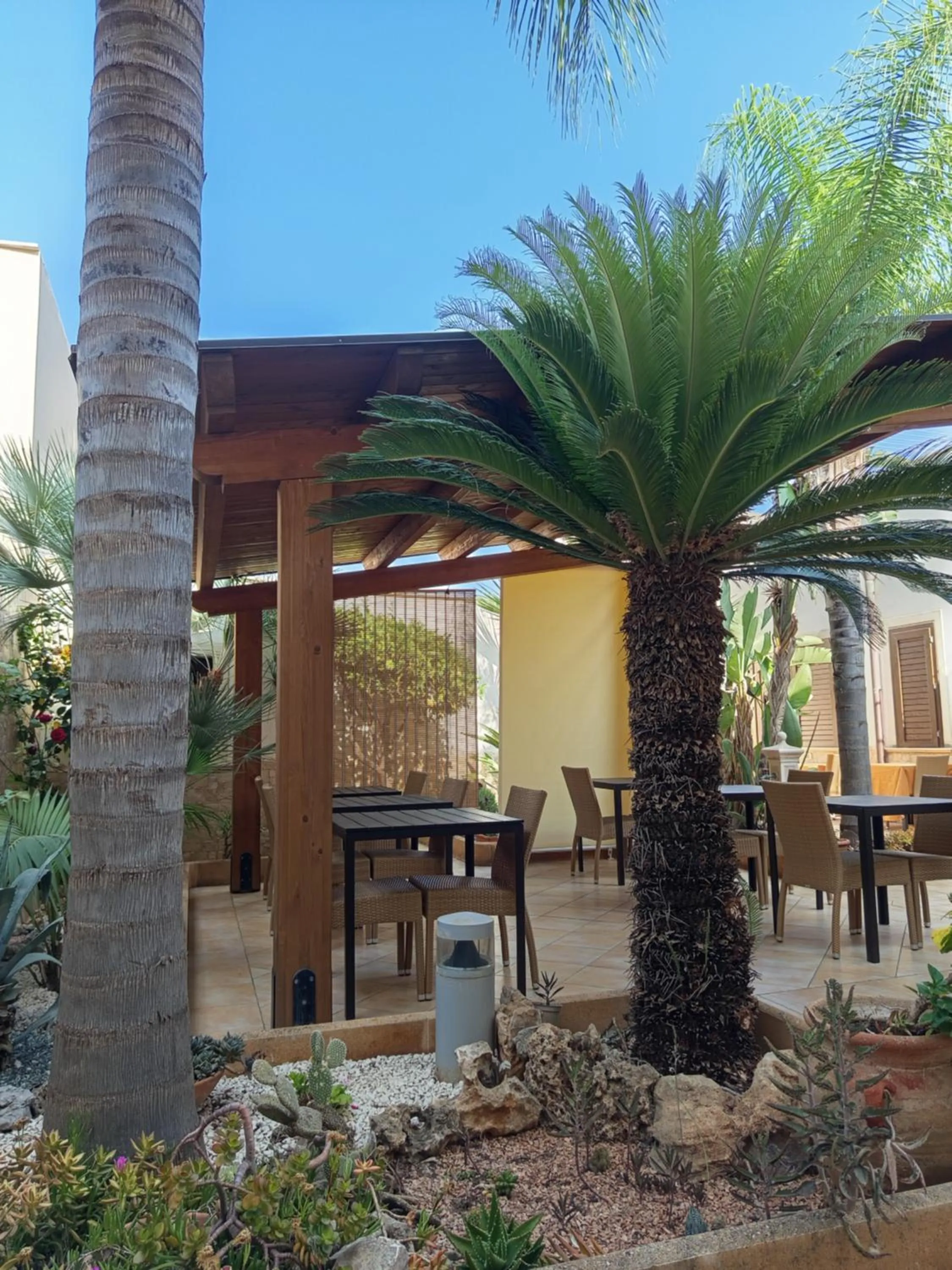 Patio in Amaryllis Hotel