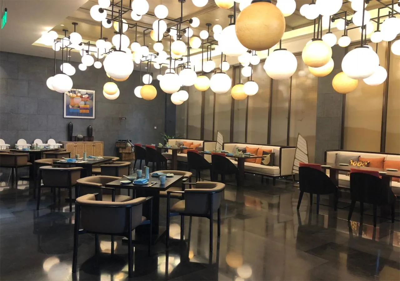 Restaurant/places to eat in Prince Times Hotel
