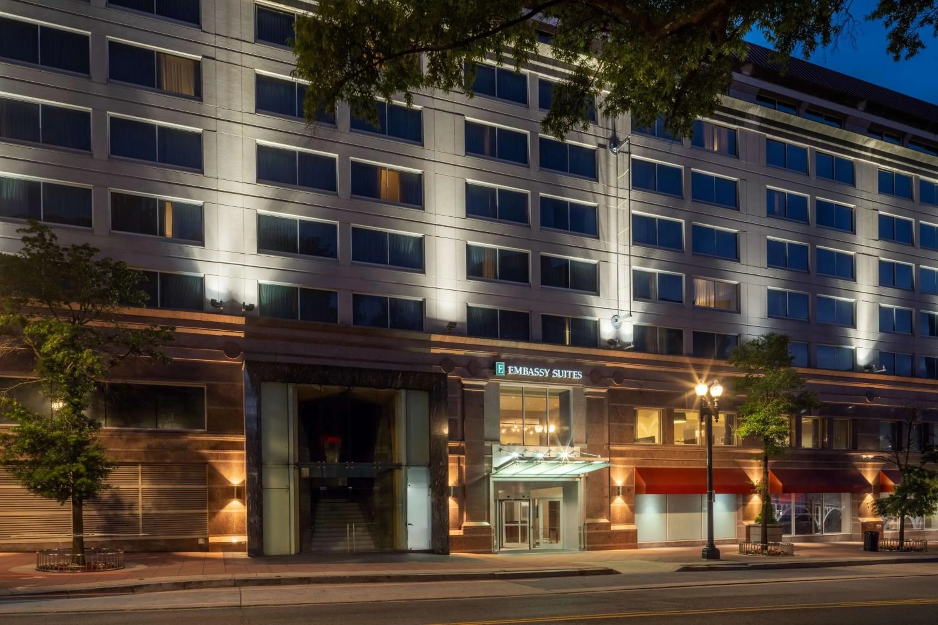 Property building in Embassy Suites by Hilton Washington DC Chevy Chase Pavilion