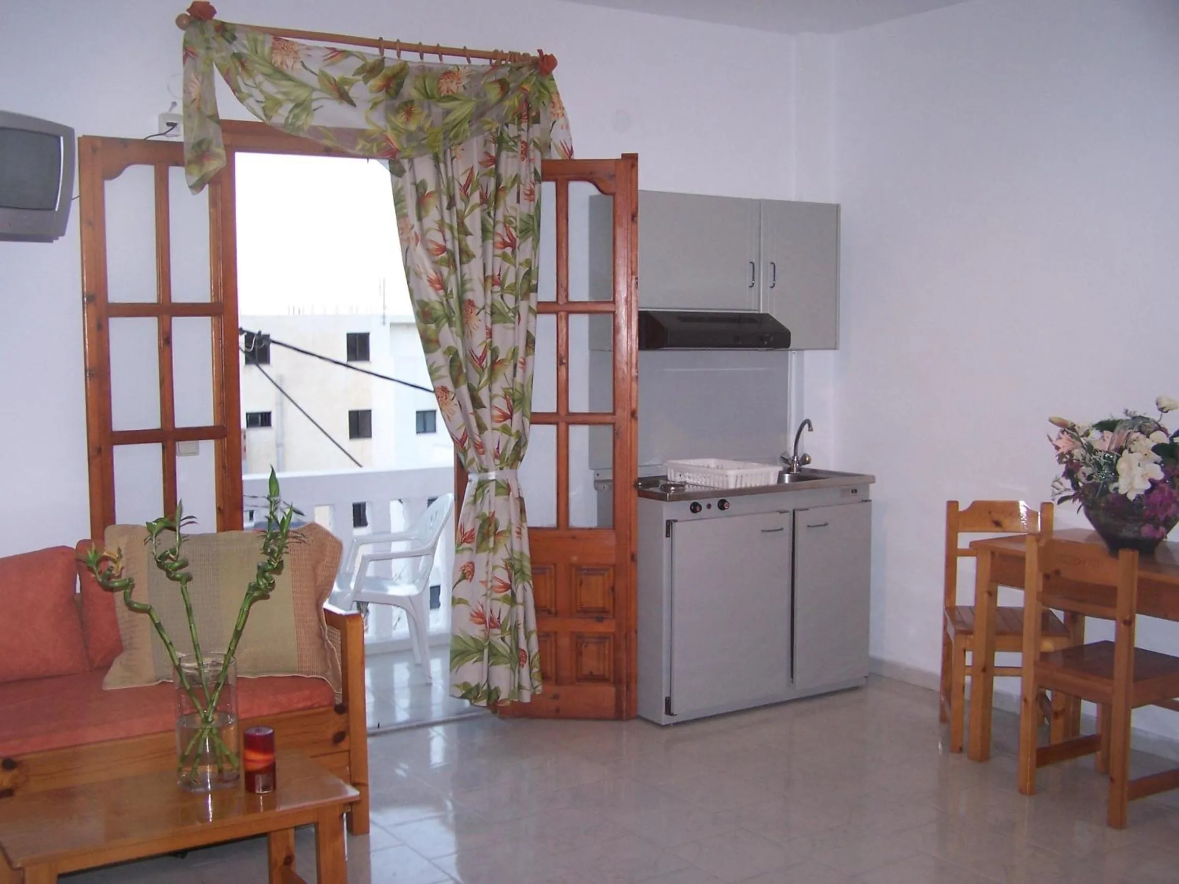 Sea Stone Apartments