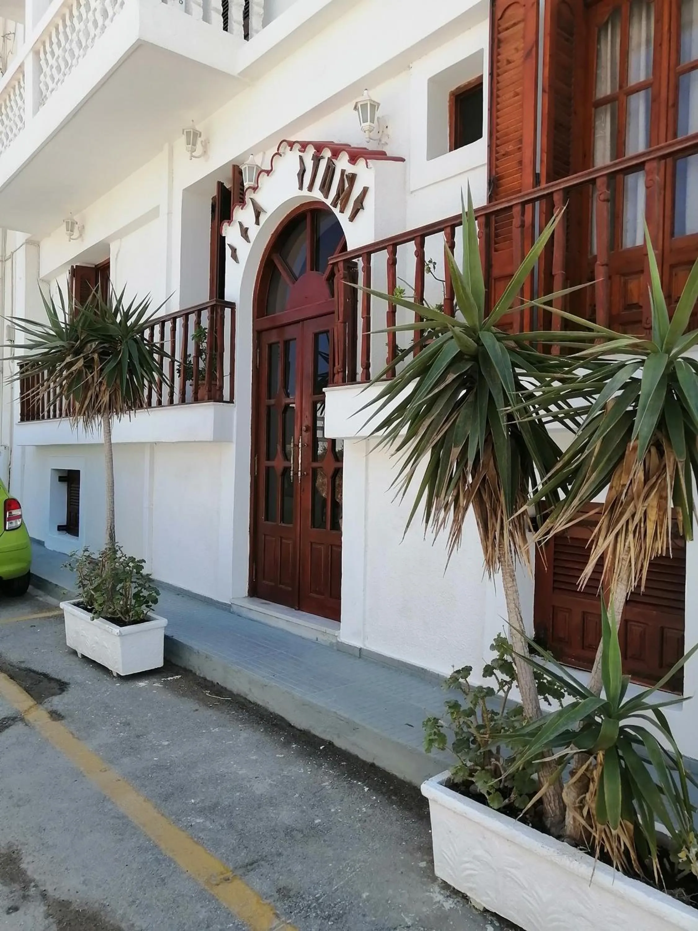 Sea Stone Apartments