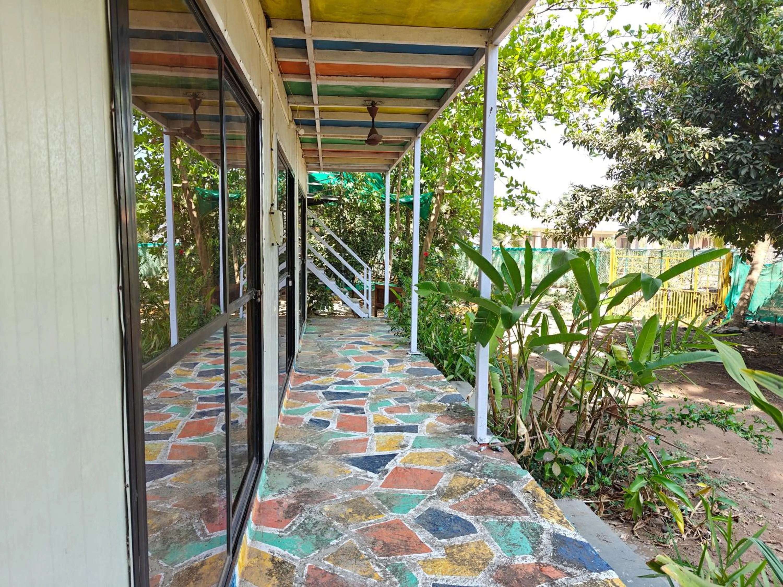 Day in Iora Cottages