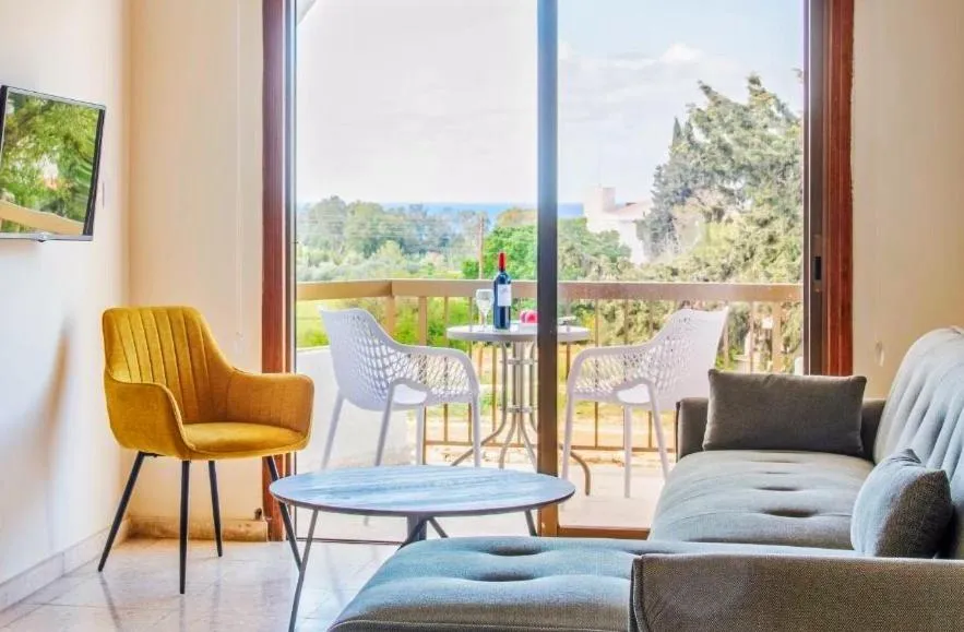 Follow The Sun Hotel Apartments