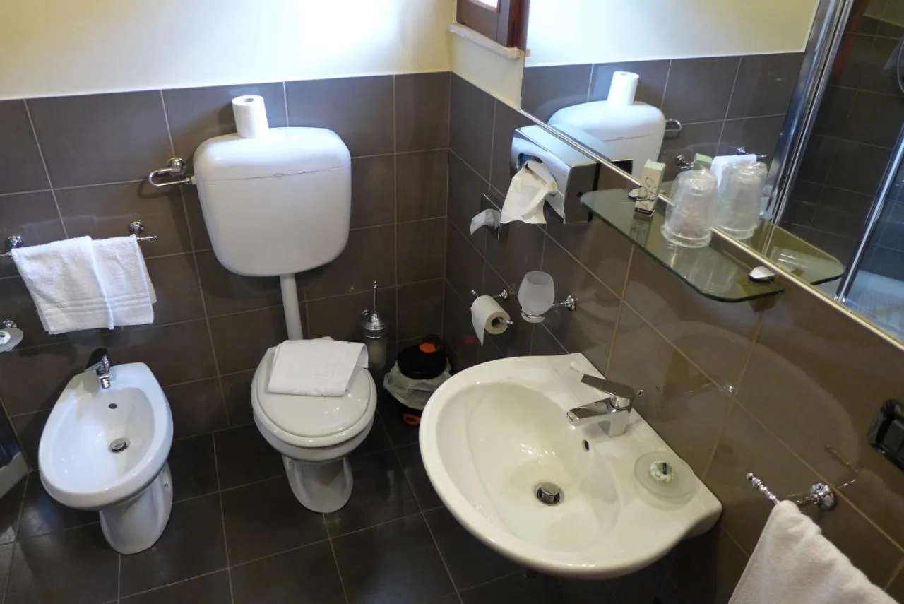 Shower in - SOTTO Le STELLE - B&B