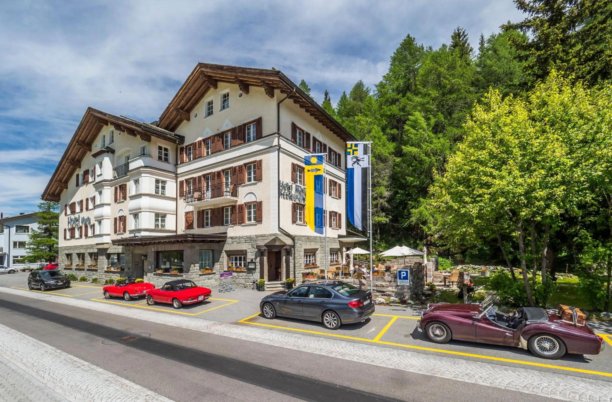 Facade/entrance in Hotel Maria