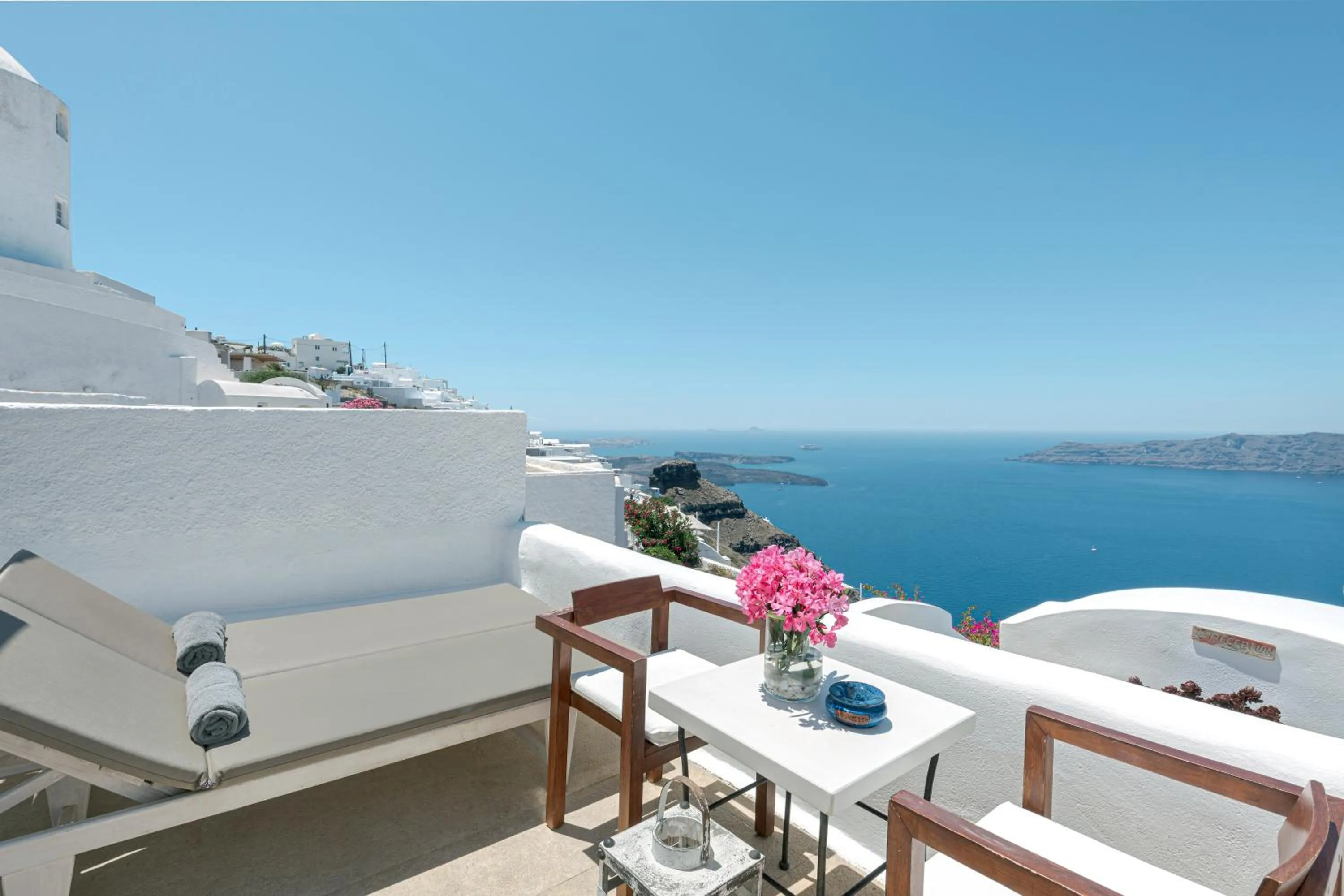 Balcony/Terrace in Afroessa Hotel by Pearl Hotel Collection