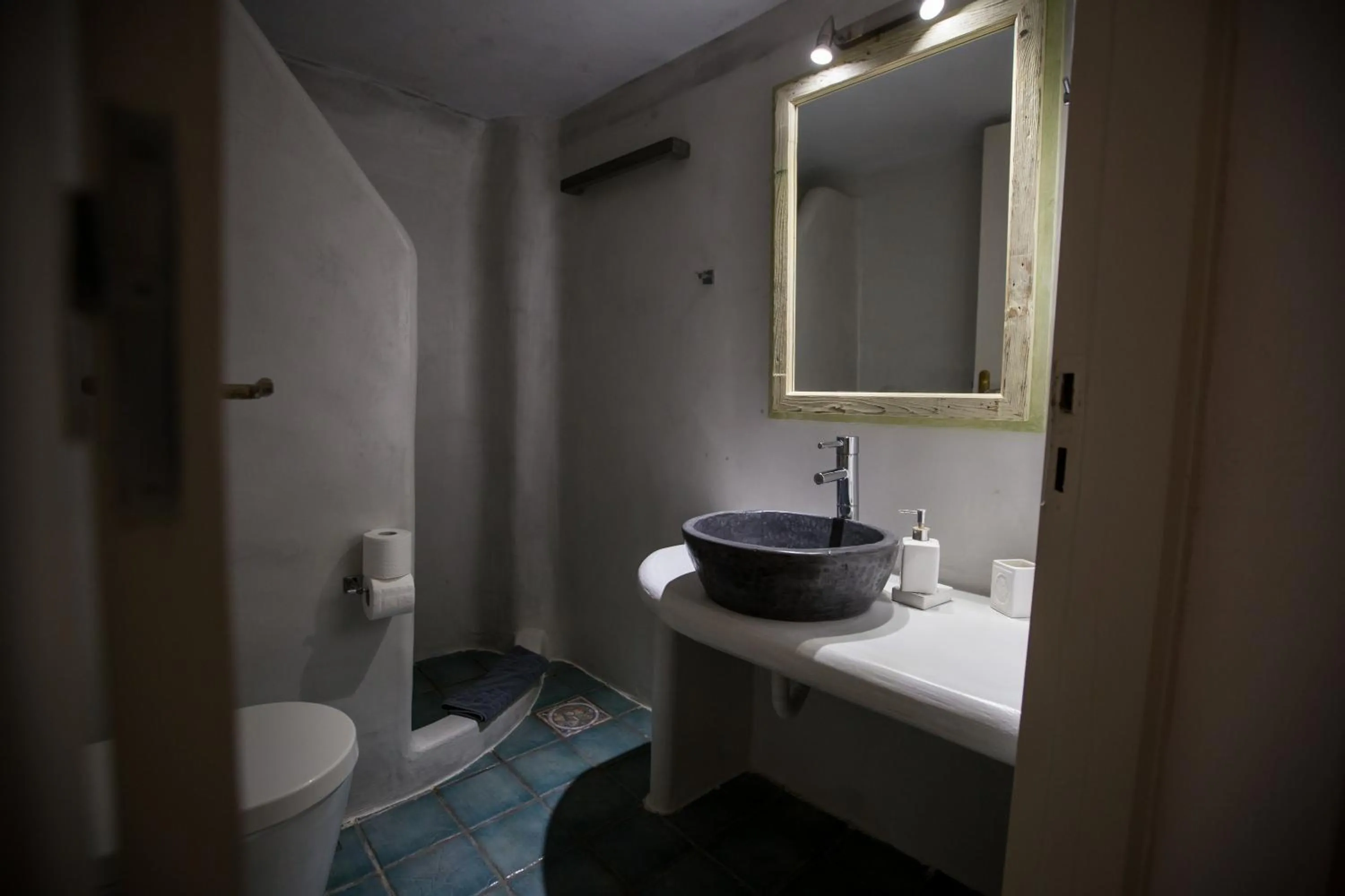 Bathroom in Afroessa Hotel by Pearl Hotel Collection