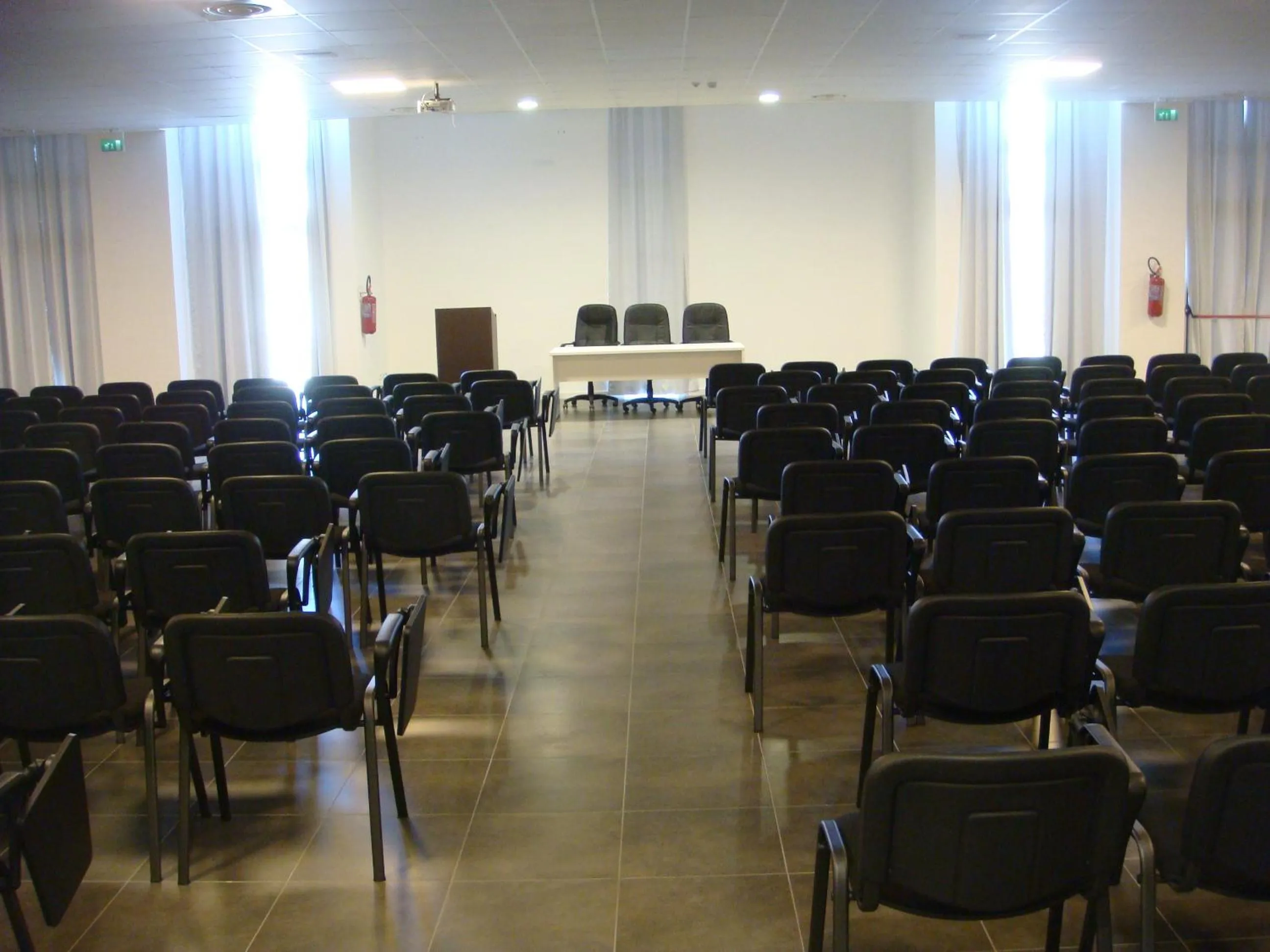 Business facilities in Santa Loja Hotel Residence