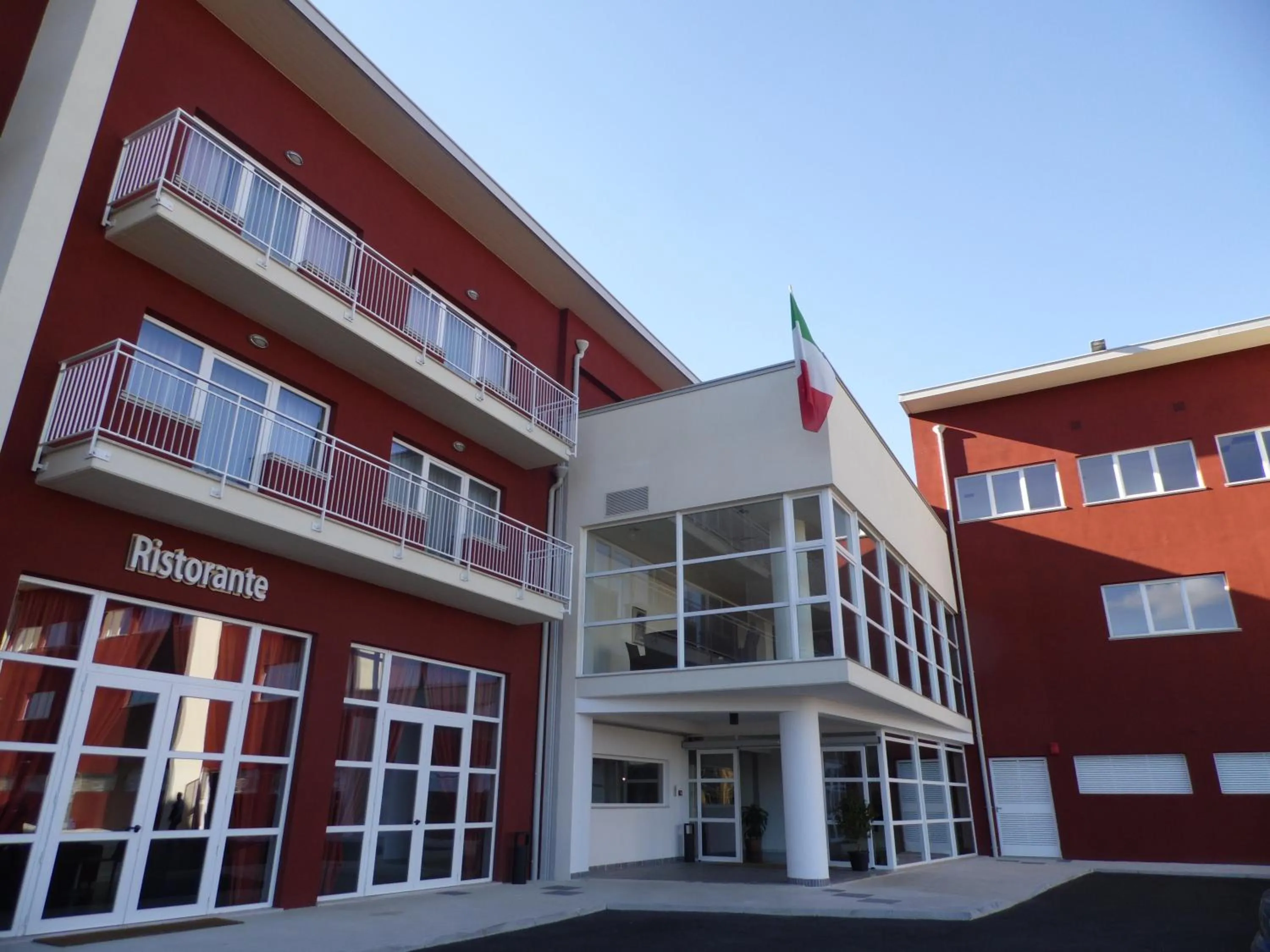 Facade/entrance in Santa Loja Hotel Residence