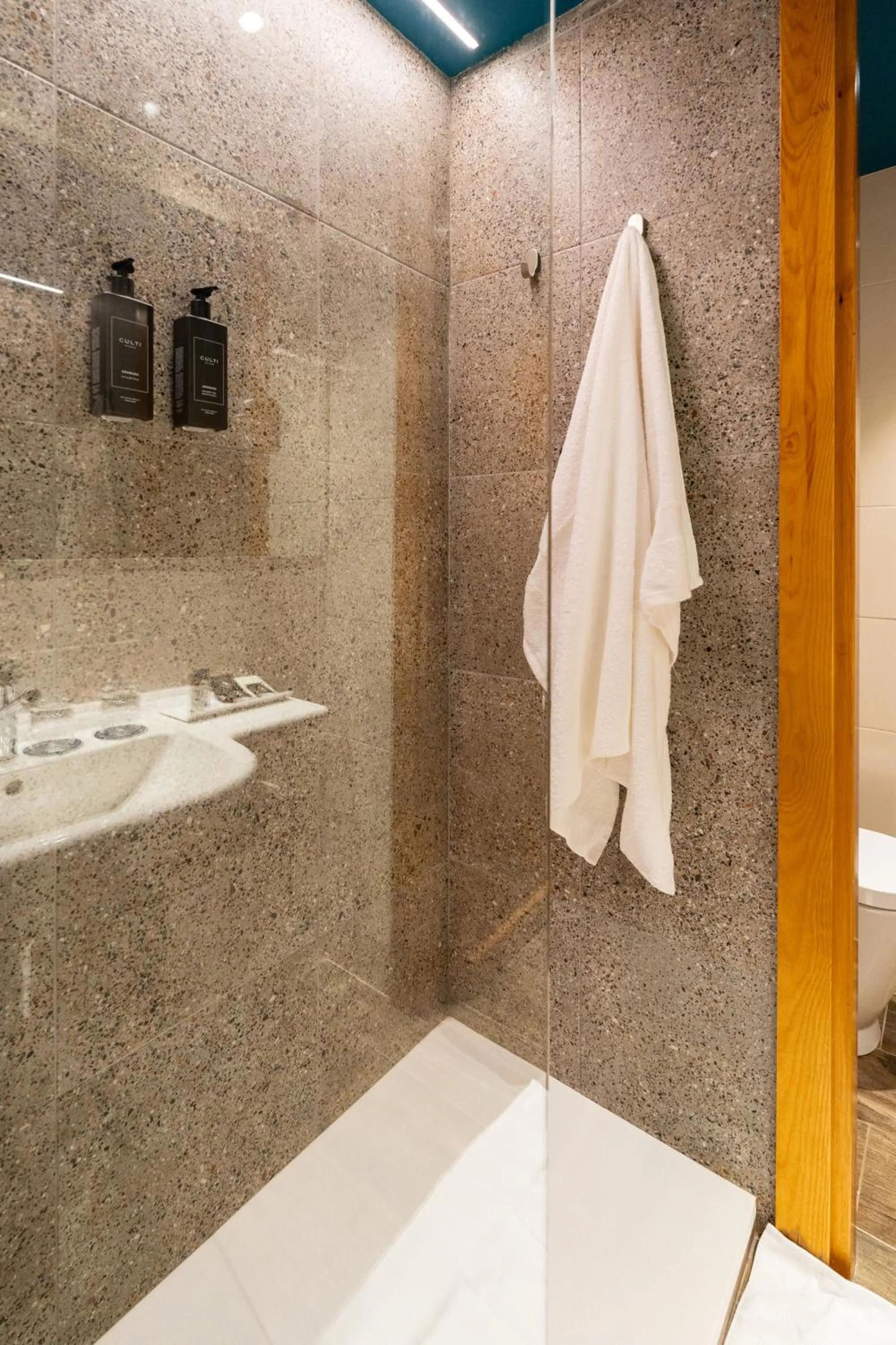 Bathroom in Ushuaia, The Mountain Hotel