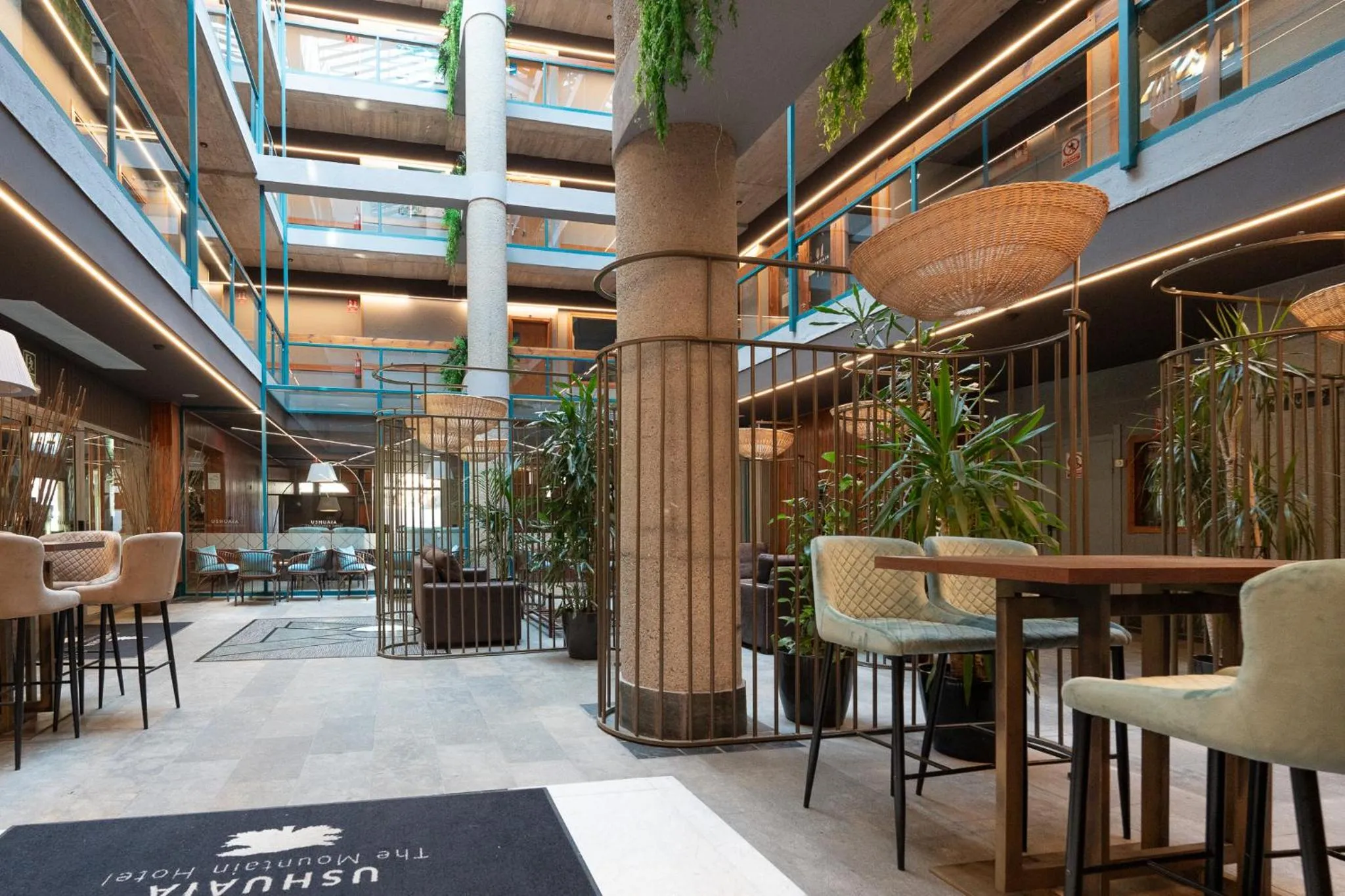 Lobby or reception in Ushuaia, The Mountain Hotel