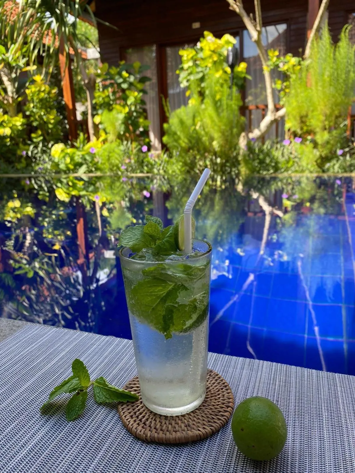 Restaurant/places to eat in Wait Garden Cottage