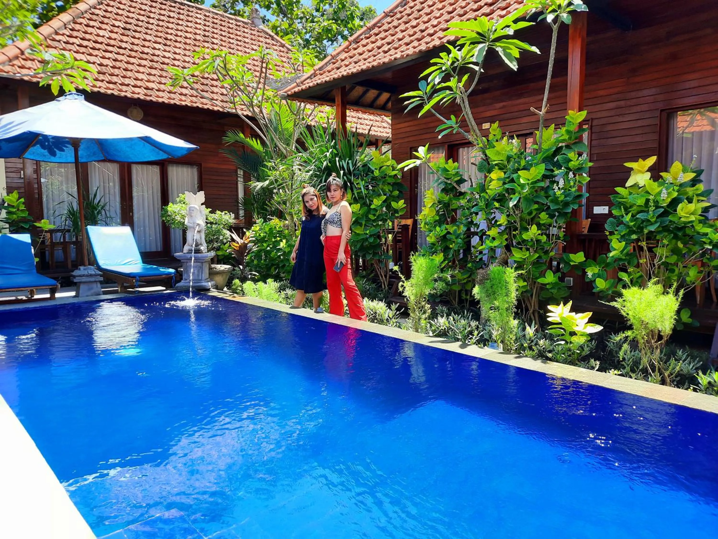 Swimming pool in Wait Garden Cottage