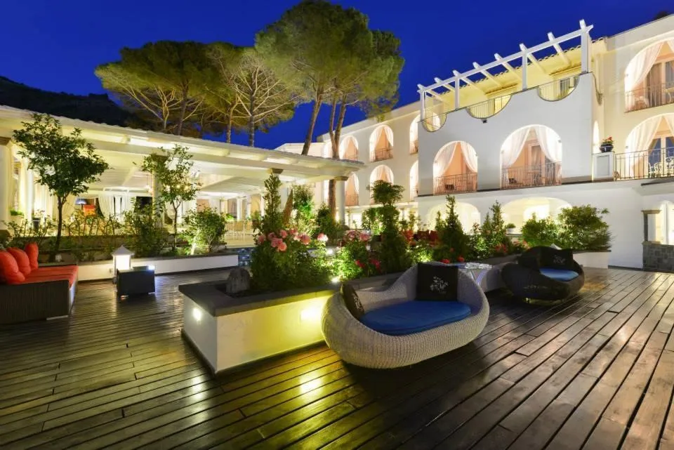 Patio in La Pineta Hotel Beach & Spa