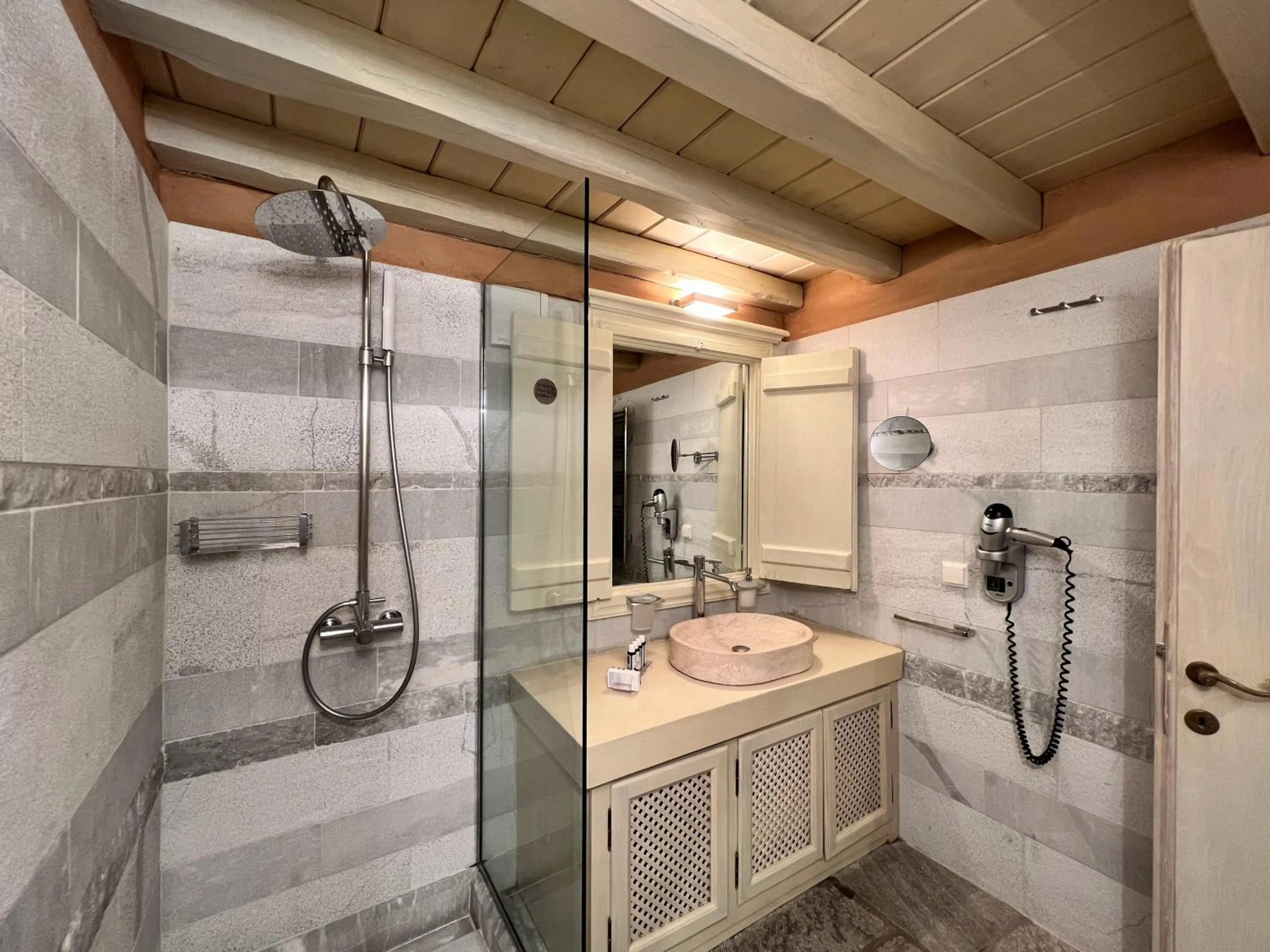 Cotommatae Hydra 1810