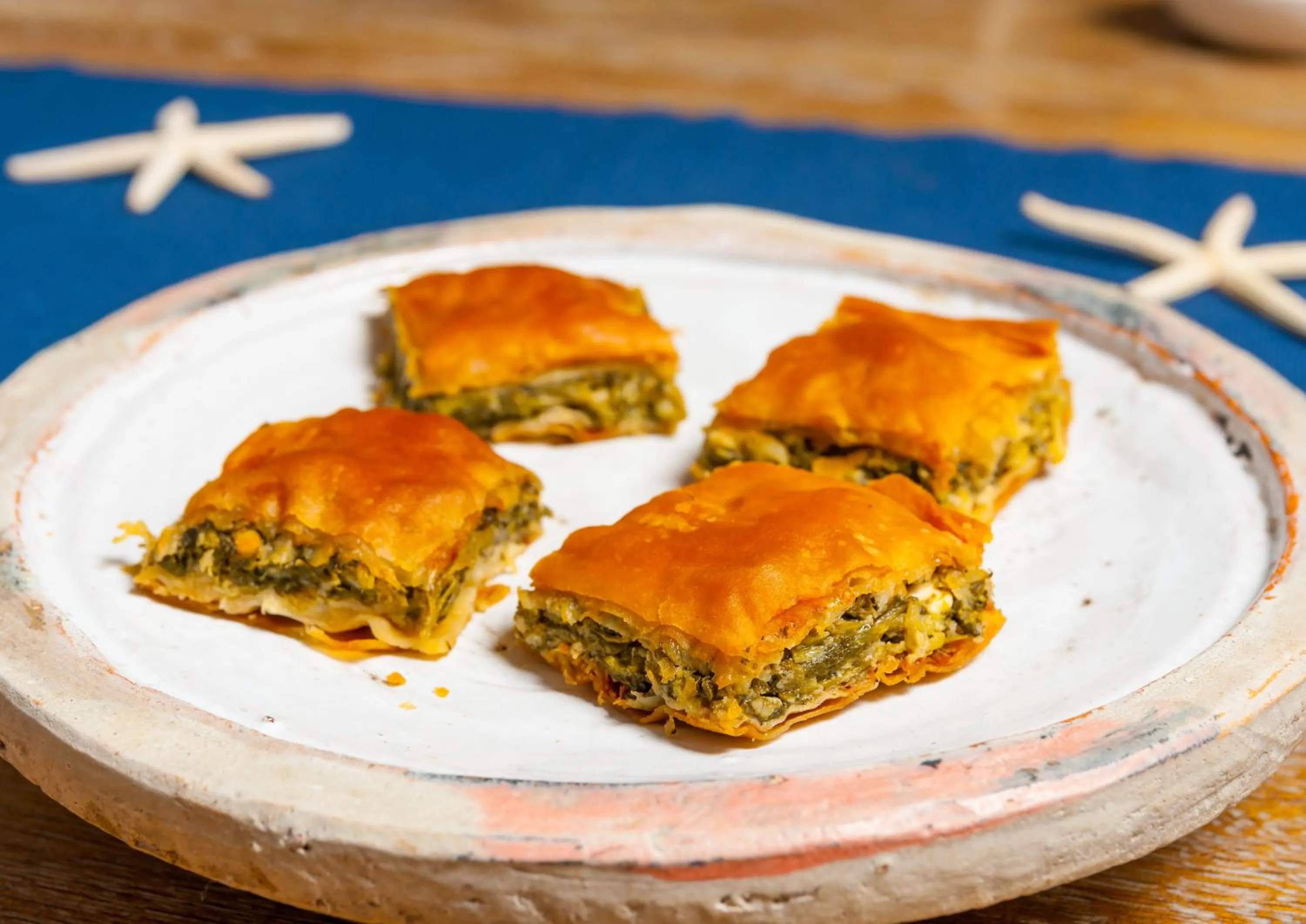 Food in Cotommatae Hydra 1810